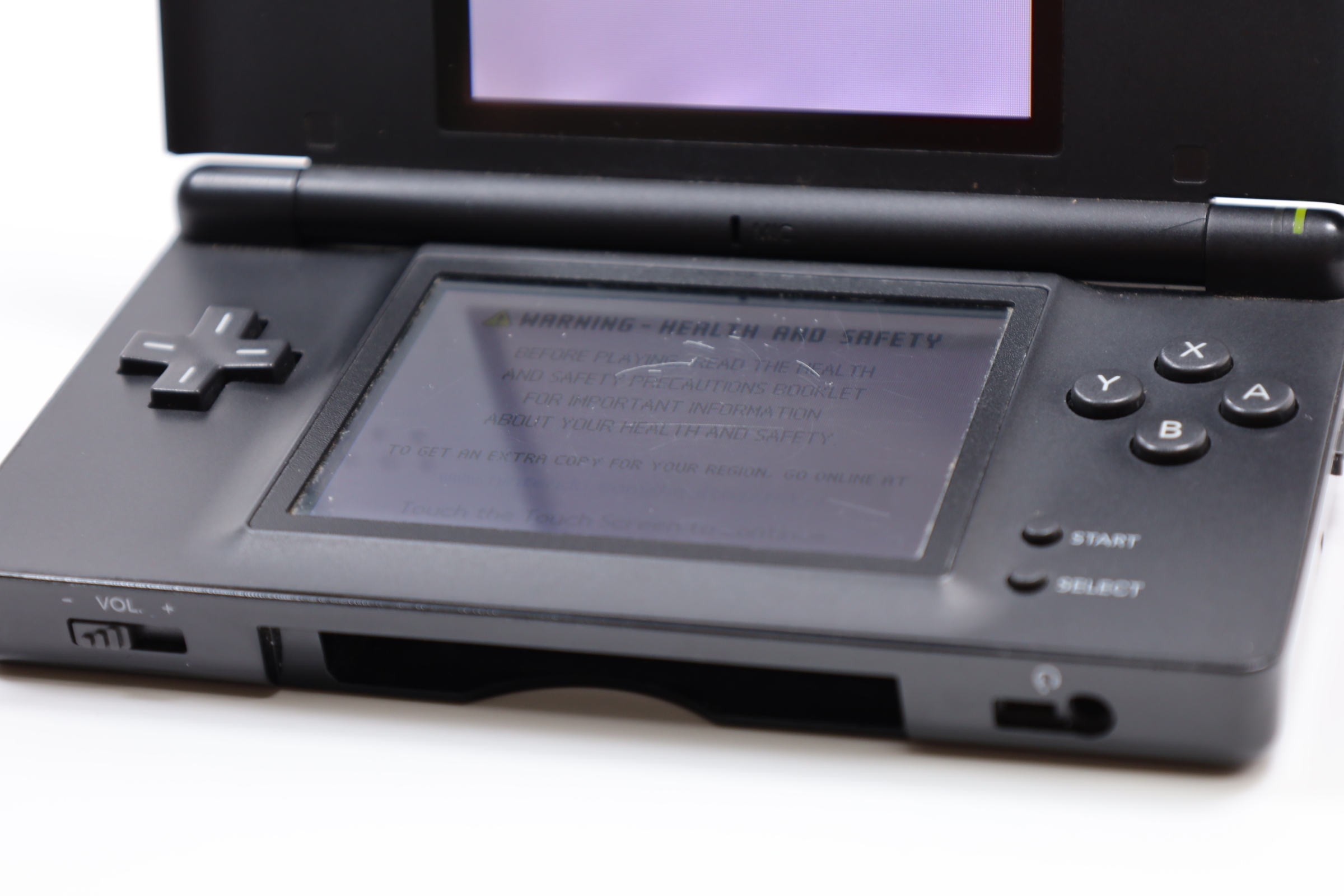 Nintendo DS Lite USG-001 Dual-Screen Portable Gaming System - Black (5210)