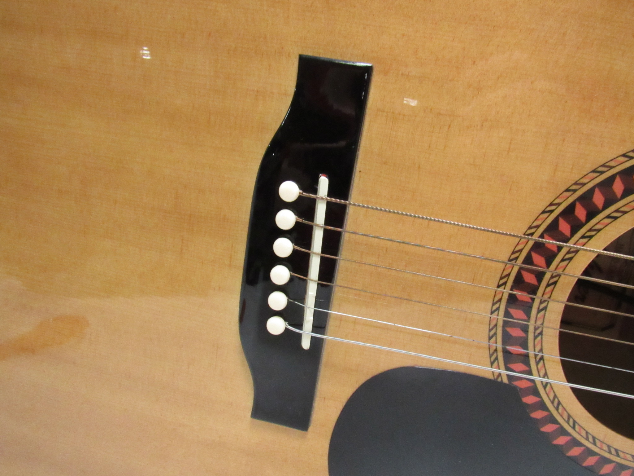 Hohner HW220 Handcrafted Acoustic/Electric Guitar Local Pickup Only