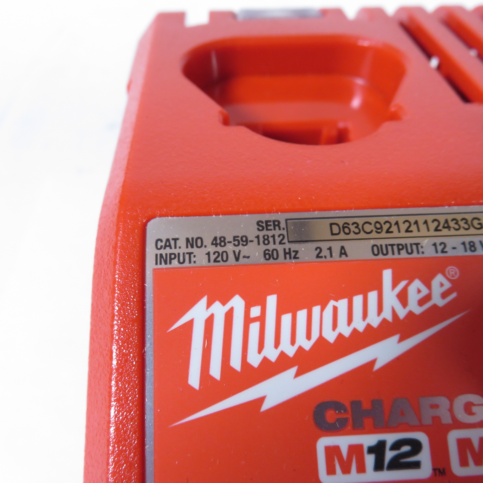 Milwaukee 260720 M18 18Volt LithiumIon Cordless 1/2 in. Hammer Drill/Driver