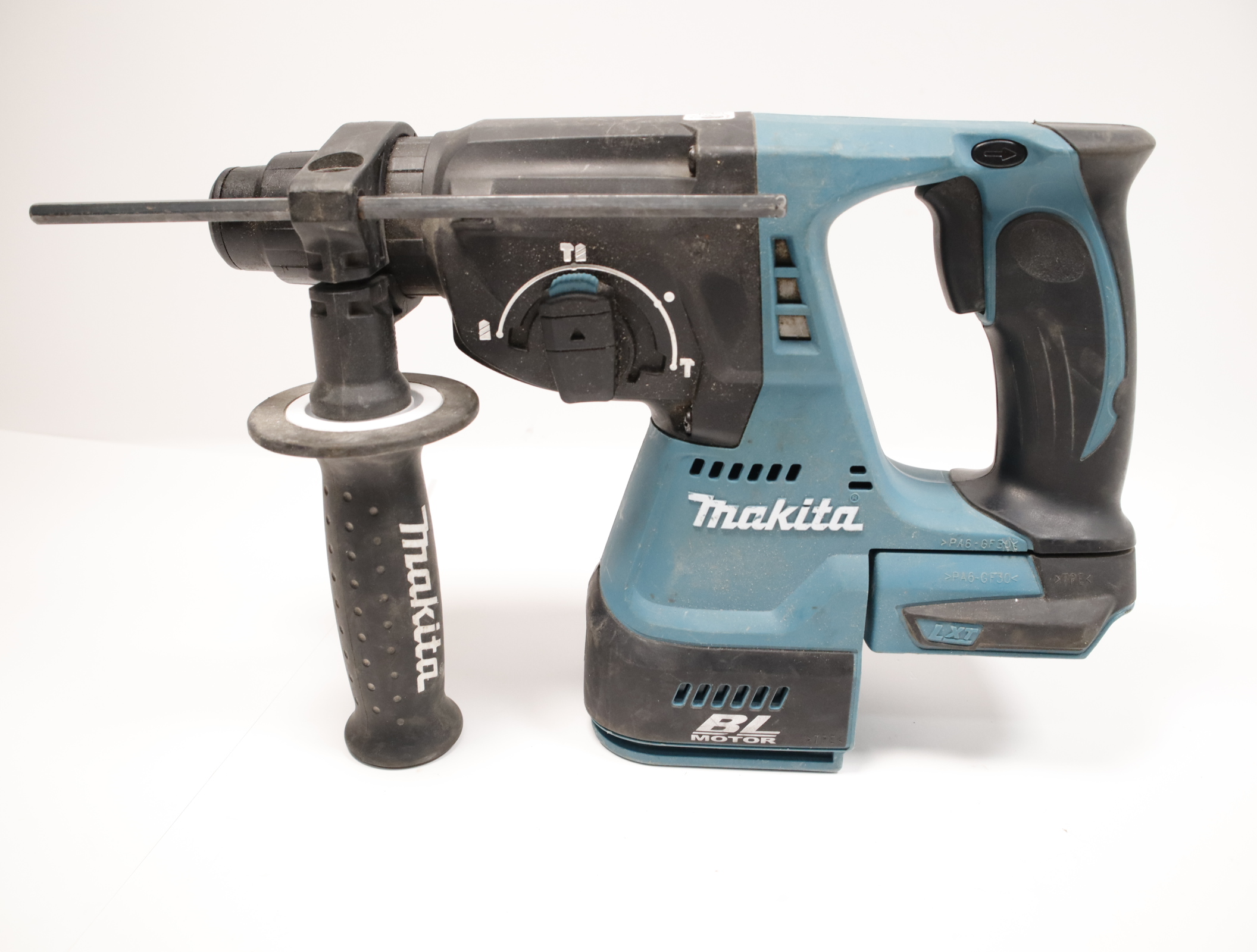 Makita XRH01 18V Cordless 1" SDSPlus Rotary Hammer Drill Tool Only