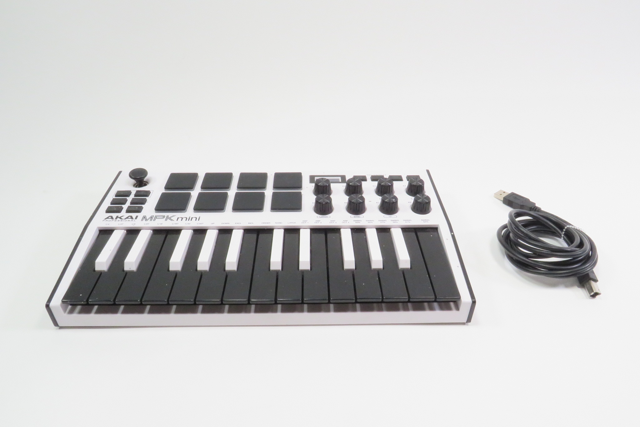 Akai Professional MPK Mini Keyboard Controller