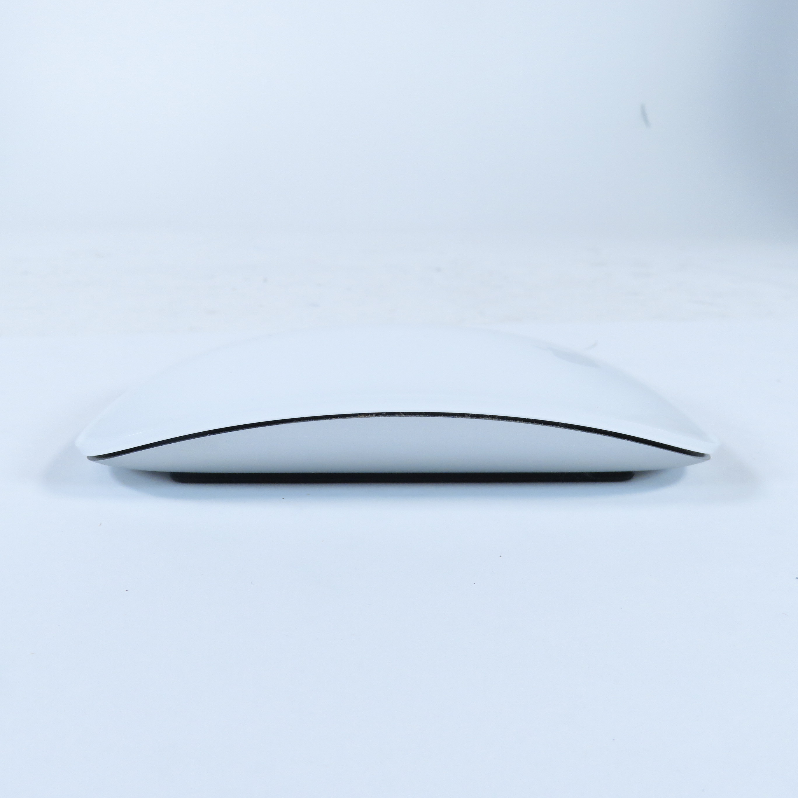 Apple Magic Mouse 2 A1657 Silver Wireless Bluetooth Responsive Mouse