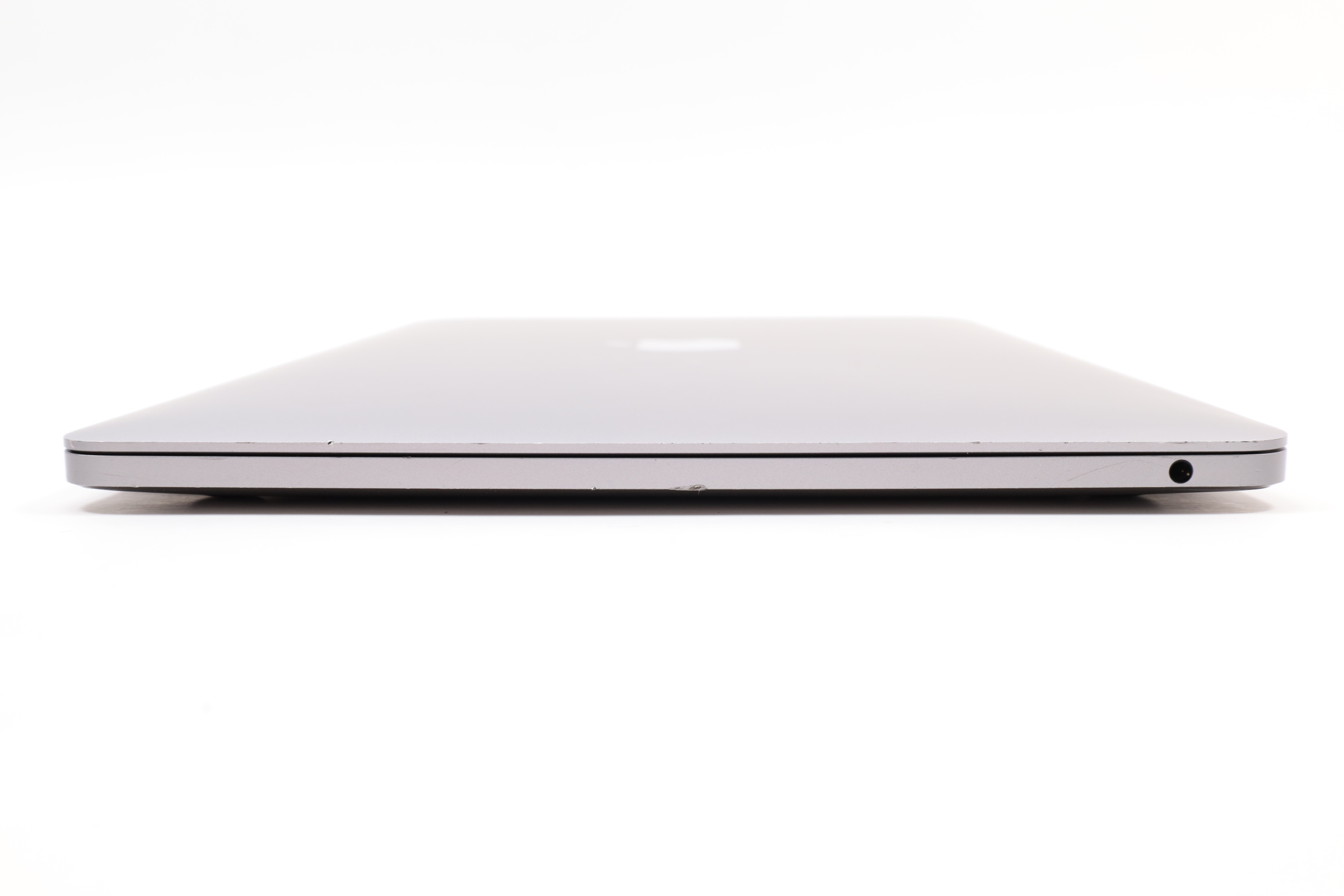 Apple MacBook Pro 2020 MYDA2LL/A M1 3.2GHz 8GB Unified RAM 256GB