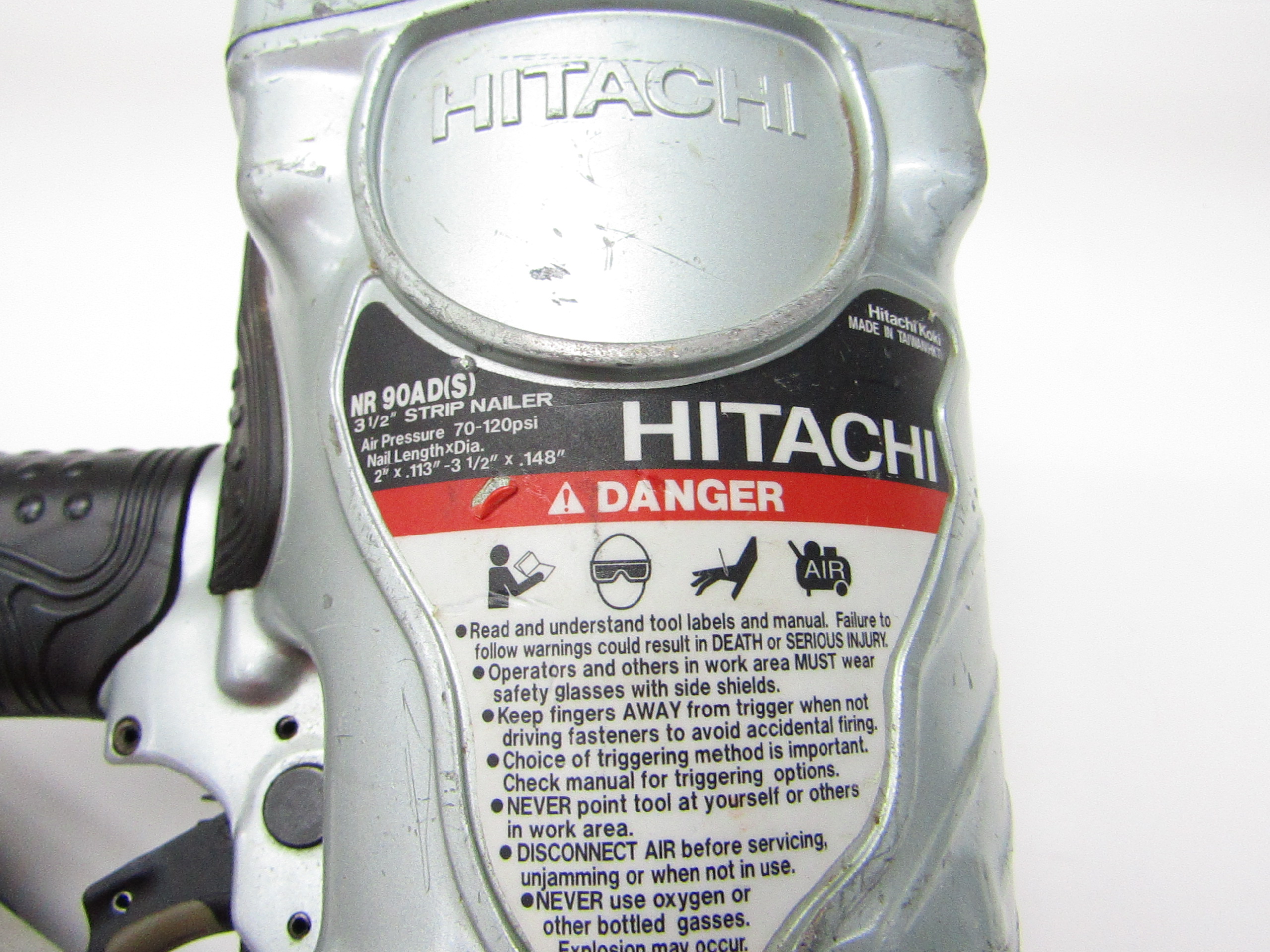 Hitachi NR90AD(S) 31/2" Paper Collated Cordless Strip Nailer