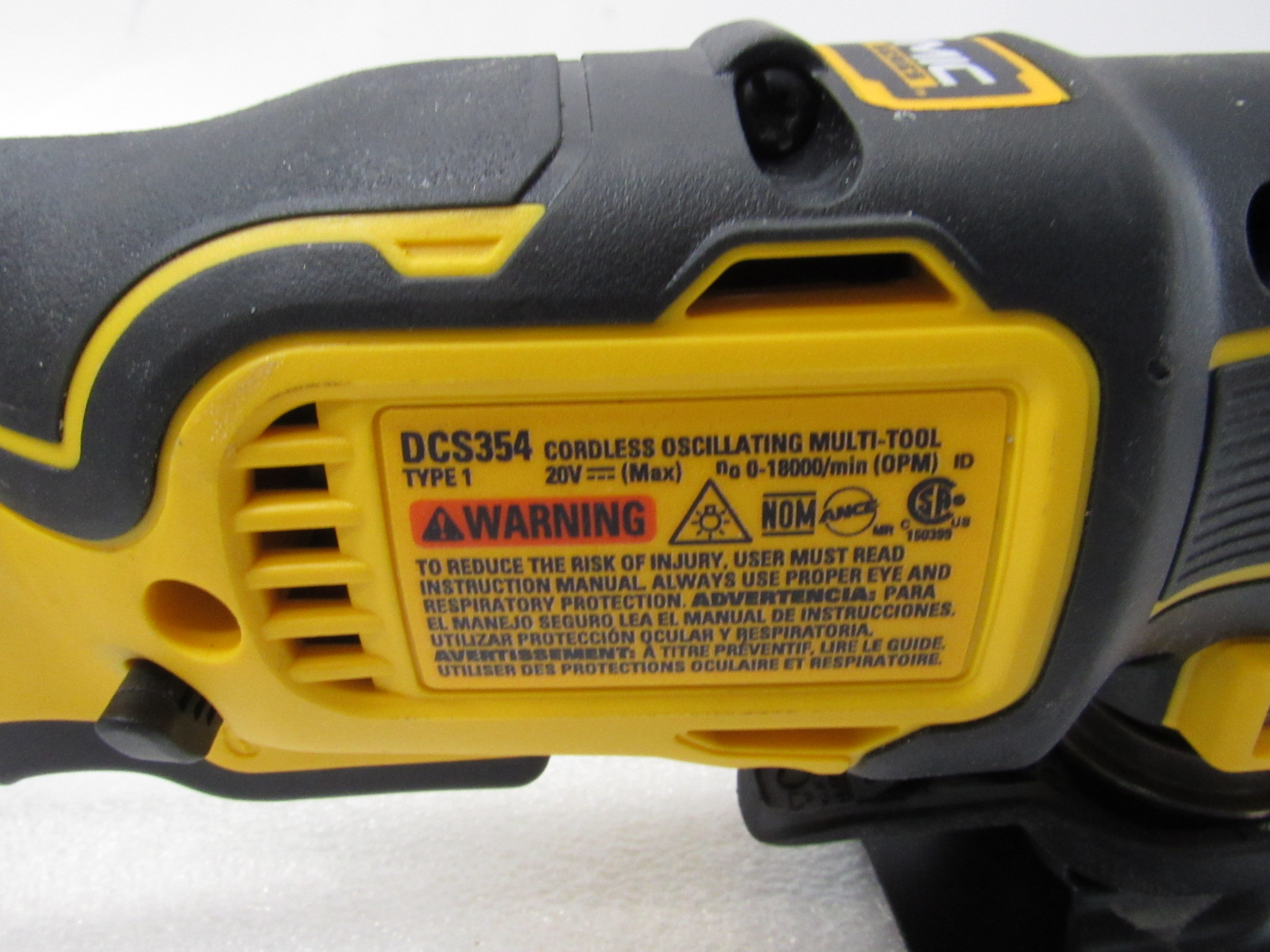 DeWalt DCS354 ATOMIC 20V MAX Cordless Brushless Oscillating Multi Tool