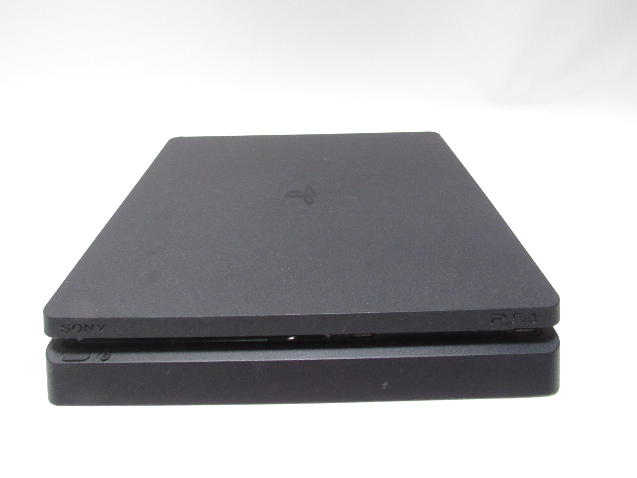 sony playstation 4 1tb cuh-2208b