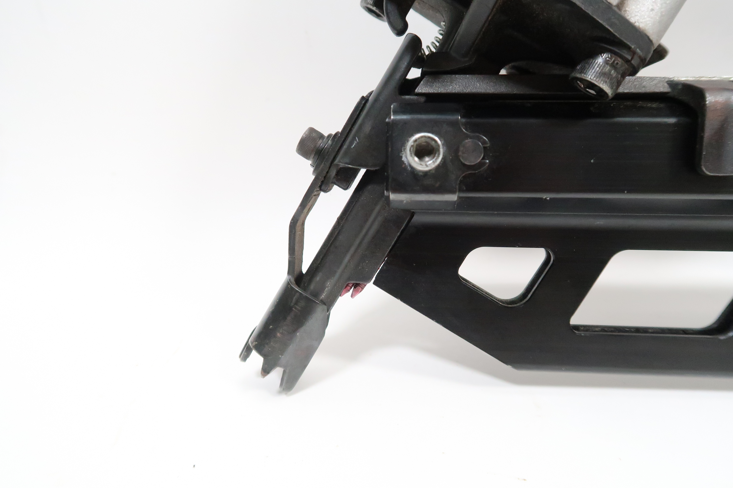 Paslode F350s Pneumatic 31/2 in. 30Degree ClippedHead Framing Nailer