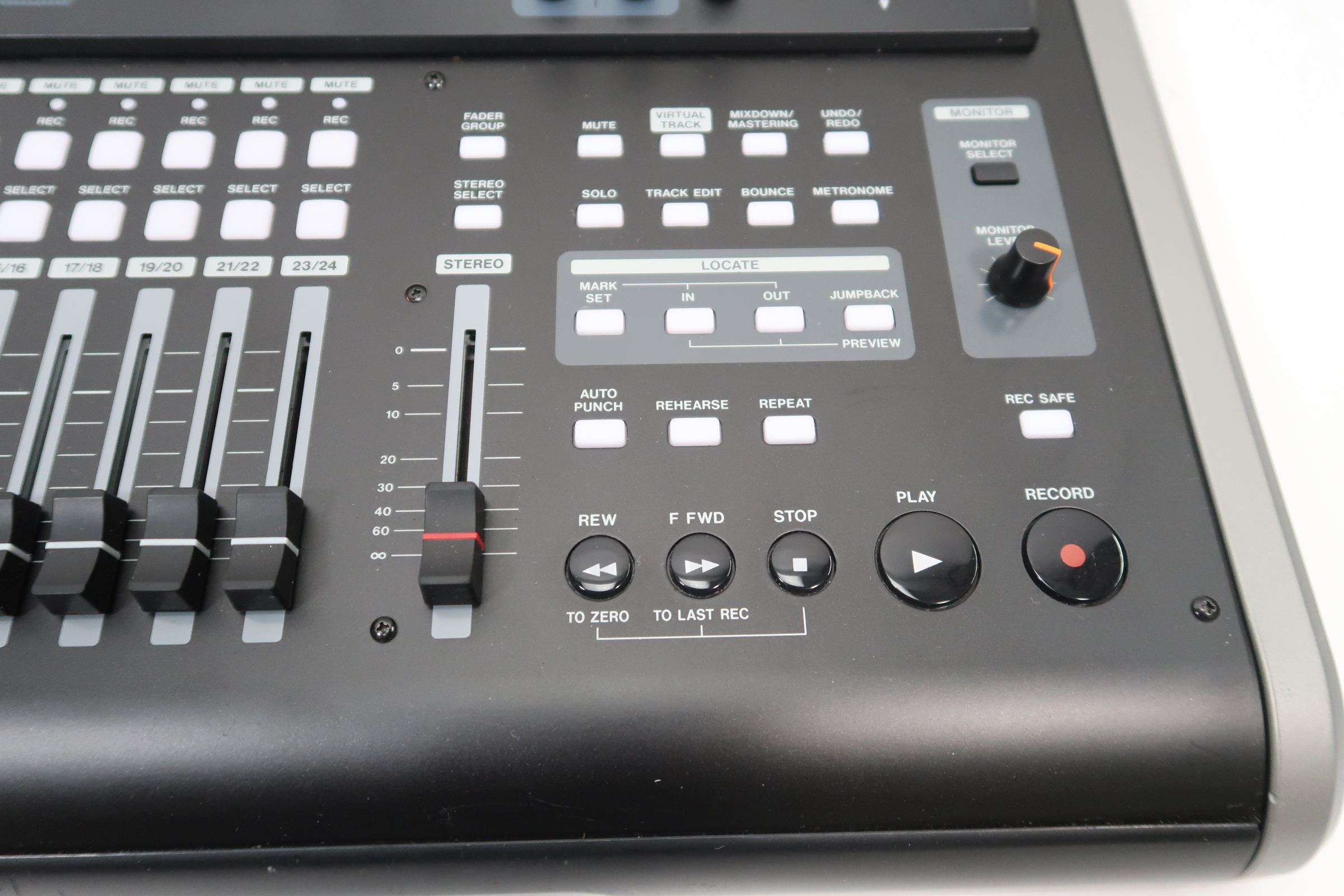 TASCAM DP24SD 24Track Digital Portastudio