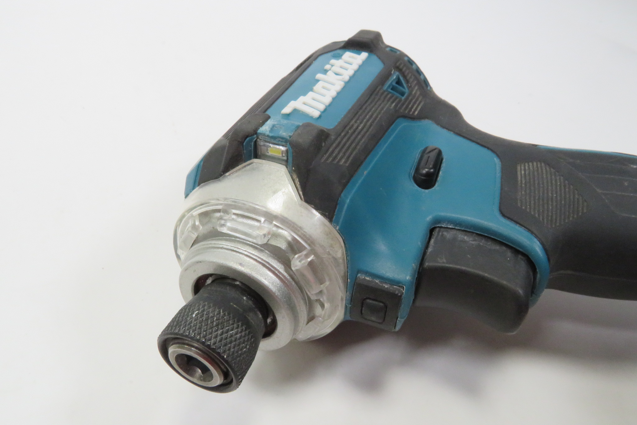 Makita XDT16 18V 1/4" Brushless Cordless Impact Driver