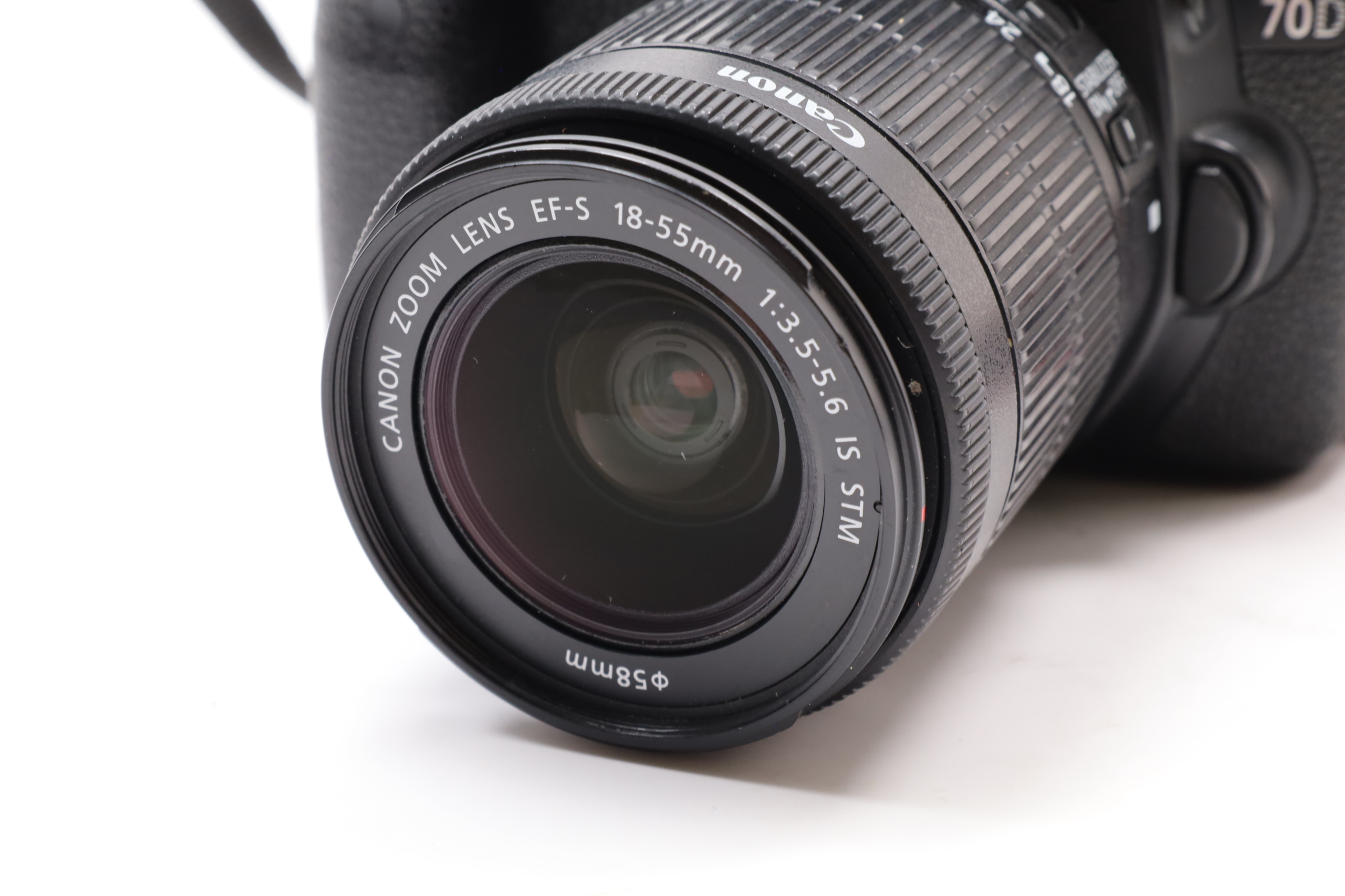 Canon EOS 70D 8469B092 20.2MP 1080p HD Wi-Fi Digital SLR Camera
