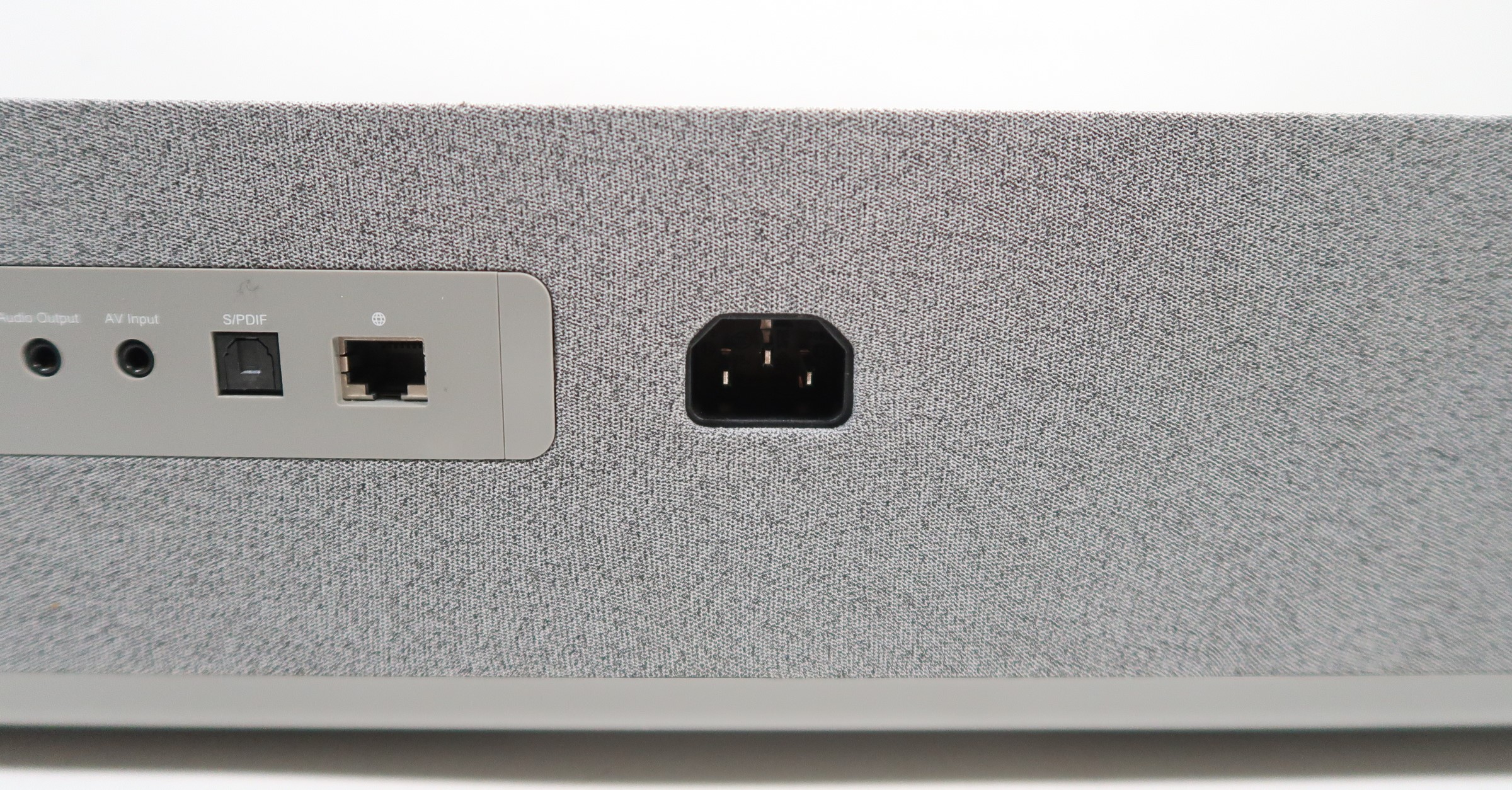 VAVA VALT002 2500Lmn PixelShift 4K UHD UltraShort Throw Laser DLP