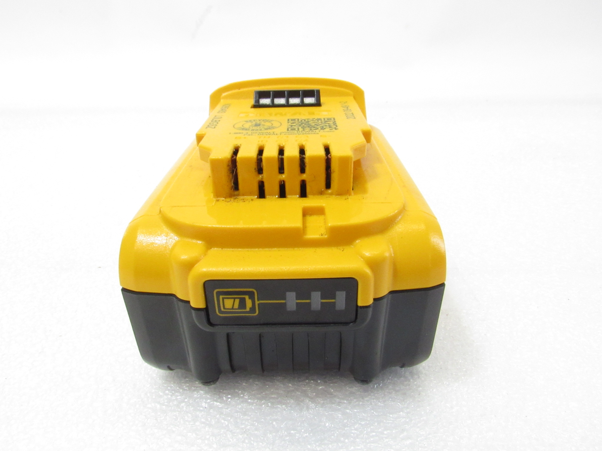 Dewalt Dcb204 20 Volt Max Premium Xr Lithium Ion Battery Pack