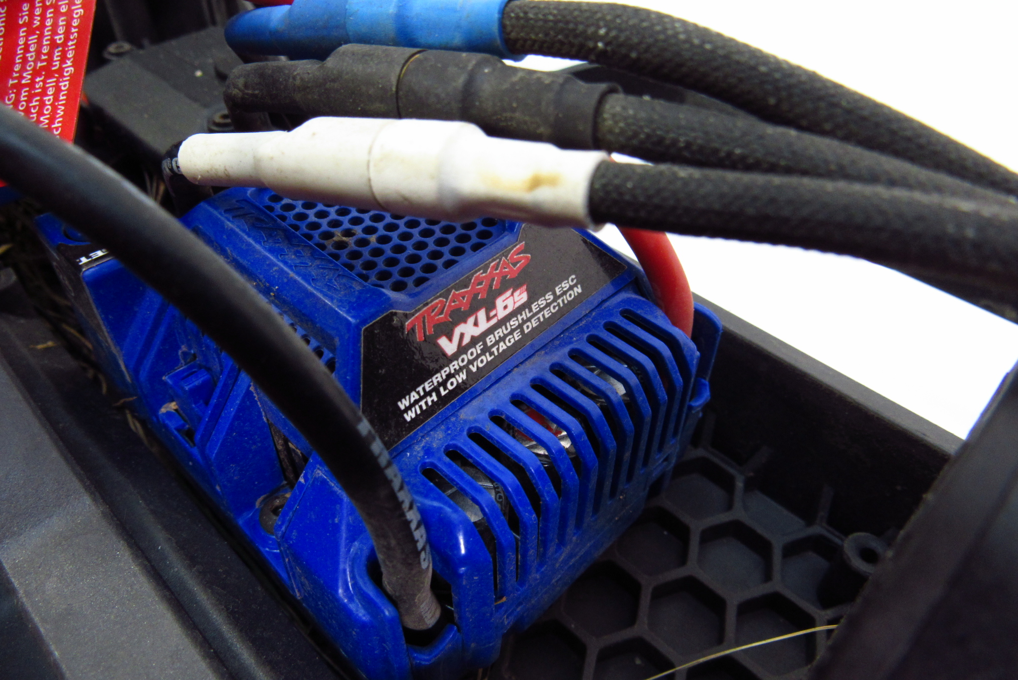Traxxas Maxx Slash 6s (102076-4) 4WD Short Course Electric