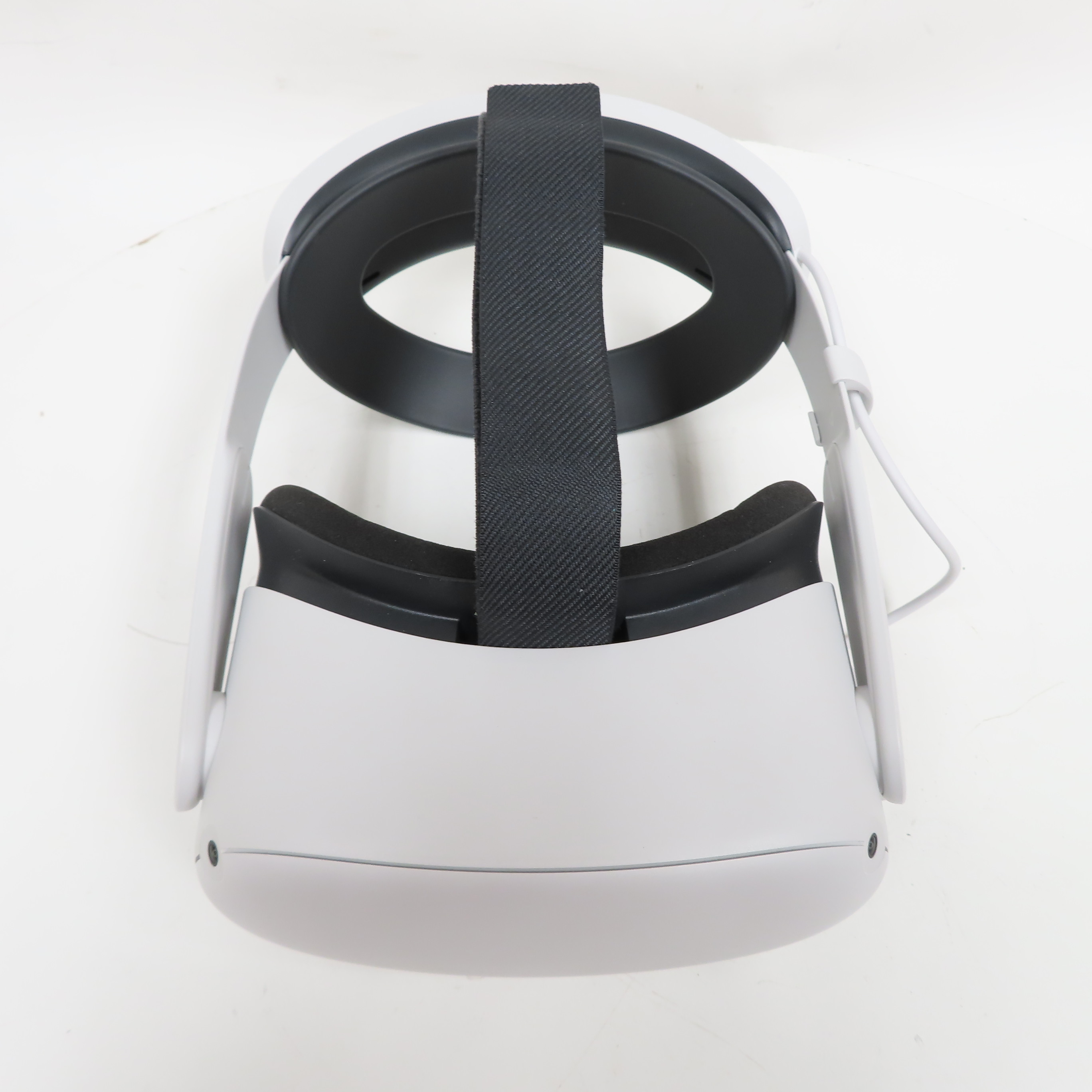 Oculus KW49CM Quest 2 64GB Standalone Virtual Reality Headset