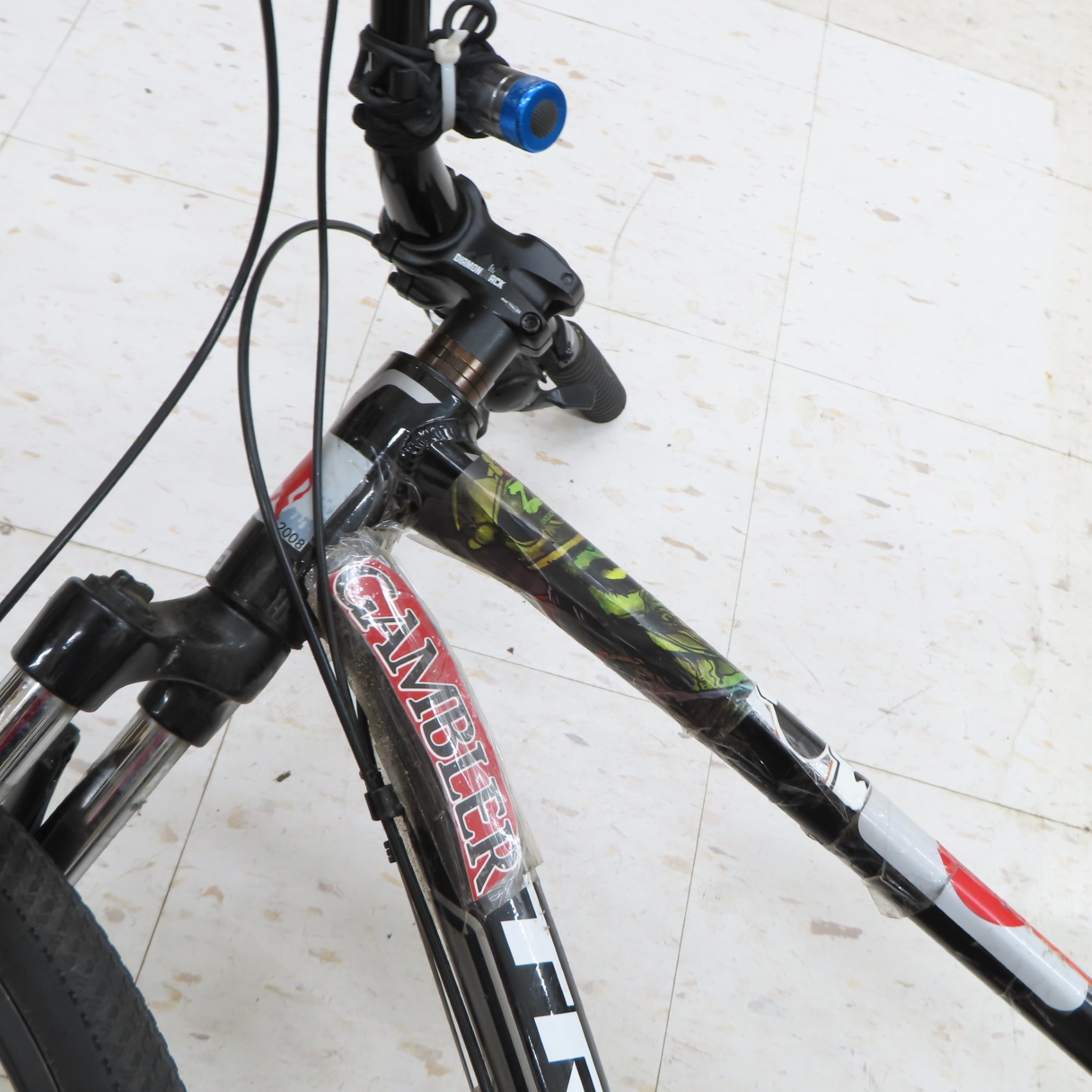 Trek 8.3 DS GT (2014) 28" Men's Mountain Bicycle (Local PickUp Only)