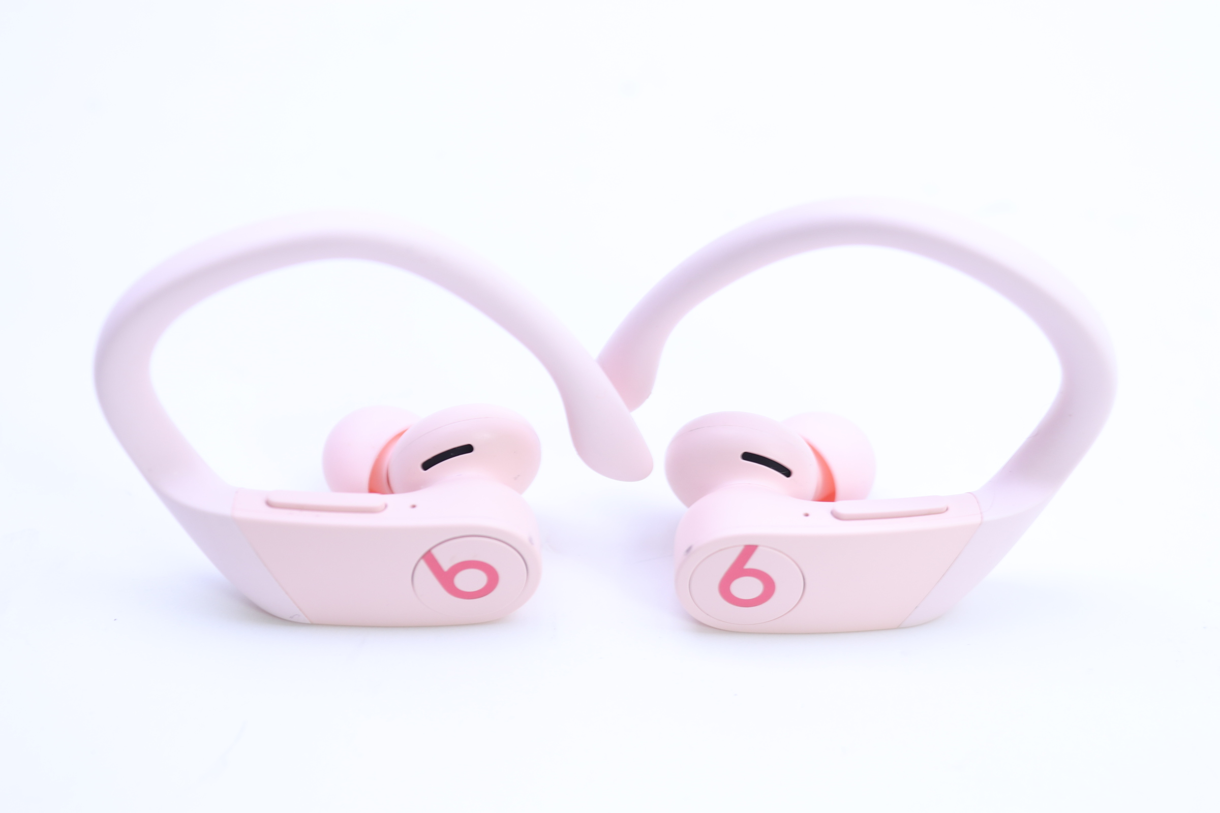 【新品　未開封】 Powerbeats Pro パワービーツプロ　クラウドピンク Powerbeats pro cloud pink