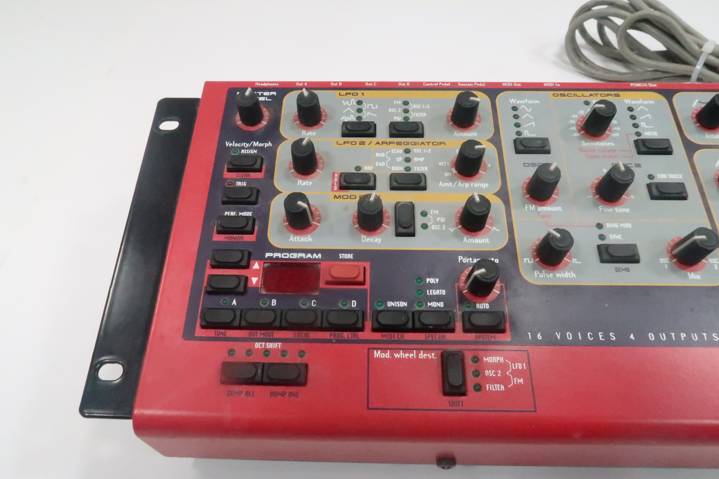 Clavia Nord Rack 2 16Voice Rackmount Virtual Analog Synthesizer 8631