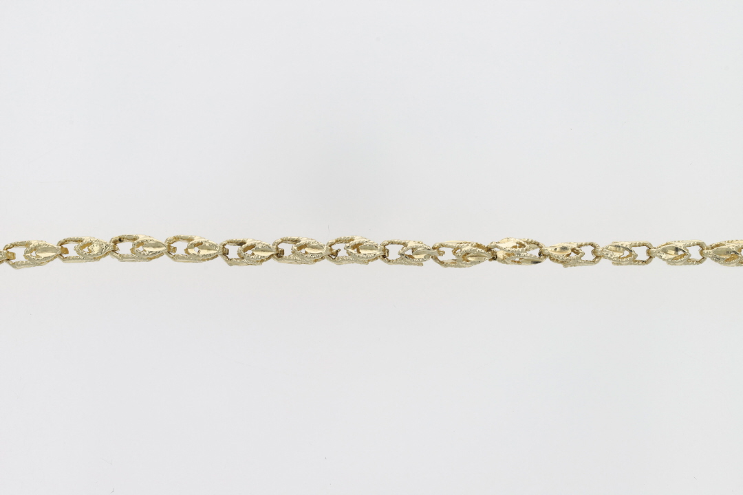 1 To 5 Names Cuban Chain Bracelet Personalized Gold Plated Name Bracelet |  Name bracelet, Bracelets, Chain bracelet