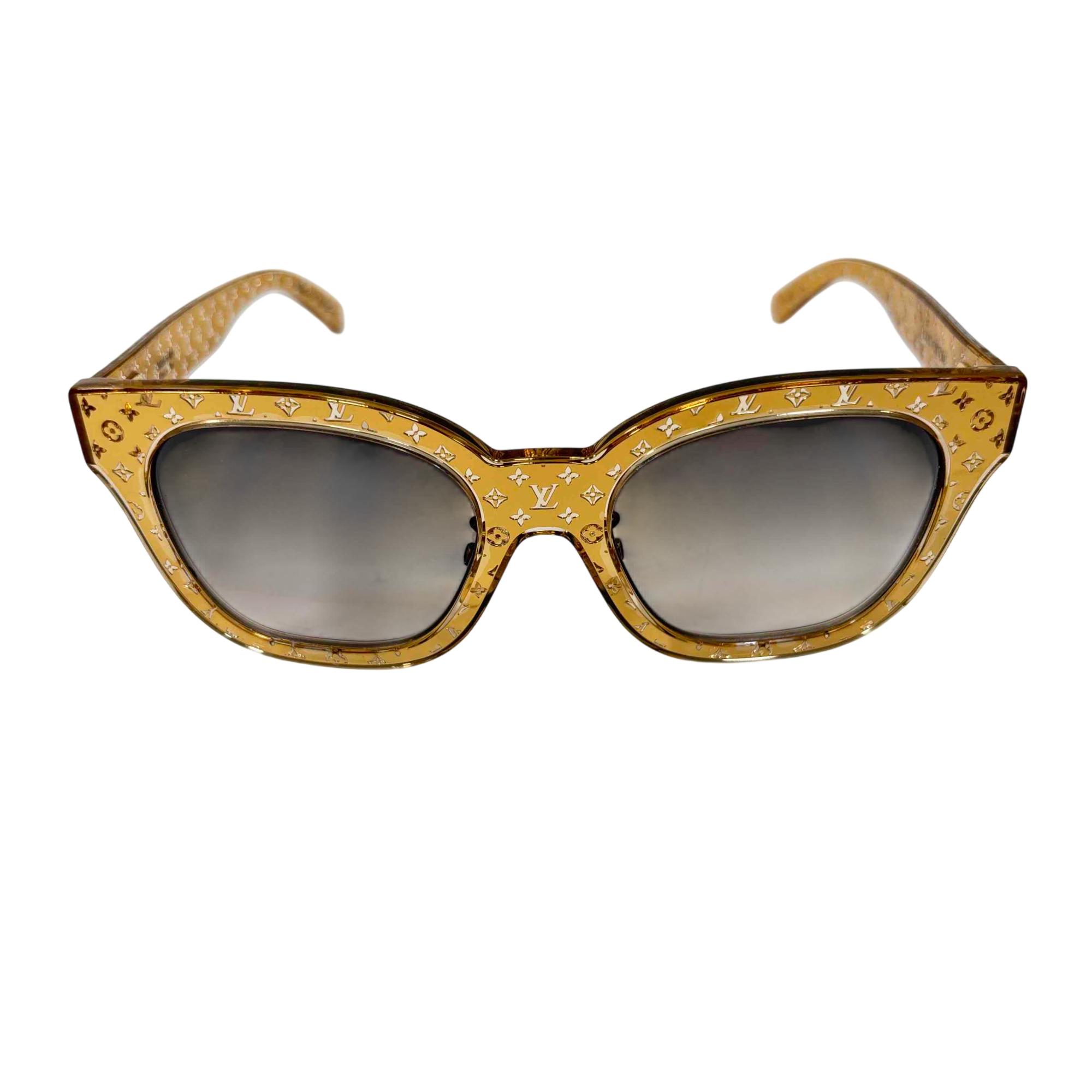 Louis Vuitton 1.1 Millionaires Sunglasses Gold Monogram Frame display picture 2