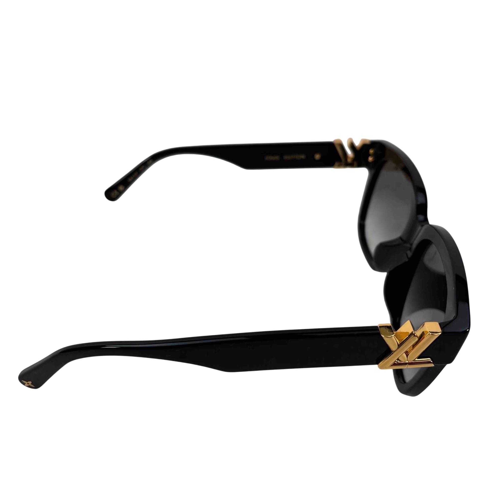 Louis Vuitton Shiny Black Cat-Eye Sunglasses with Gold Accents LV Charm Cat Eye Sunglasses S00 - Accessories | LOUIS VUITTON main image 2