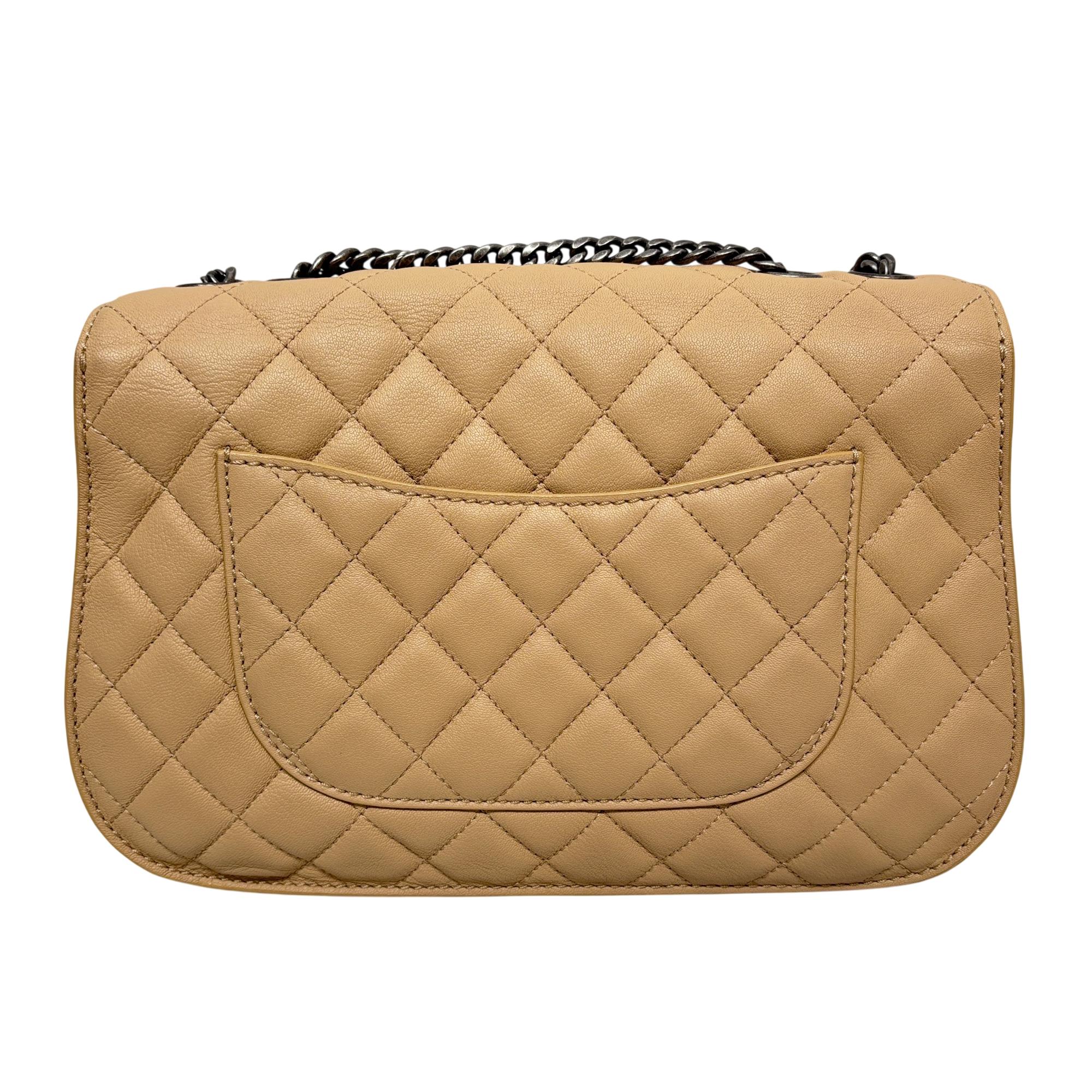 CHANEL Classic Flap Jumbo A58600 Calfskin Handbag - 11.8