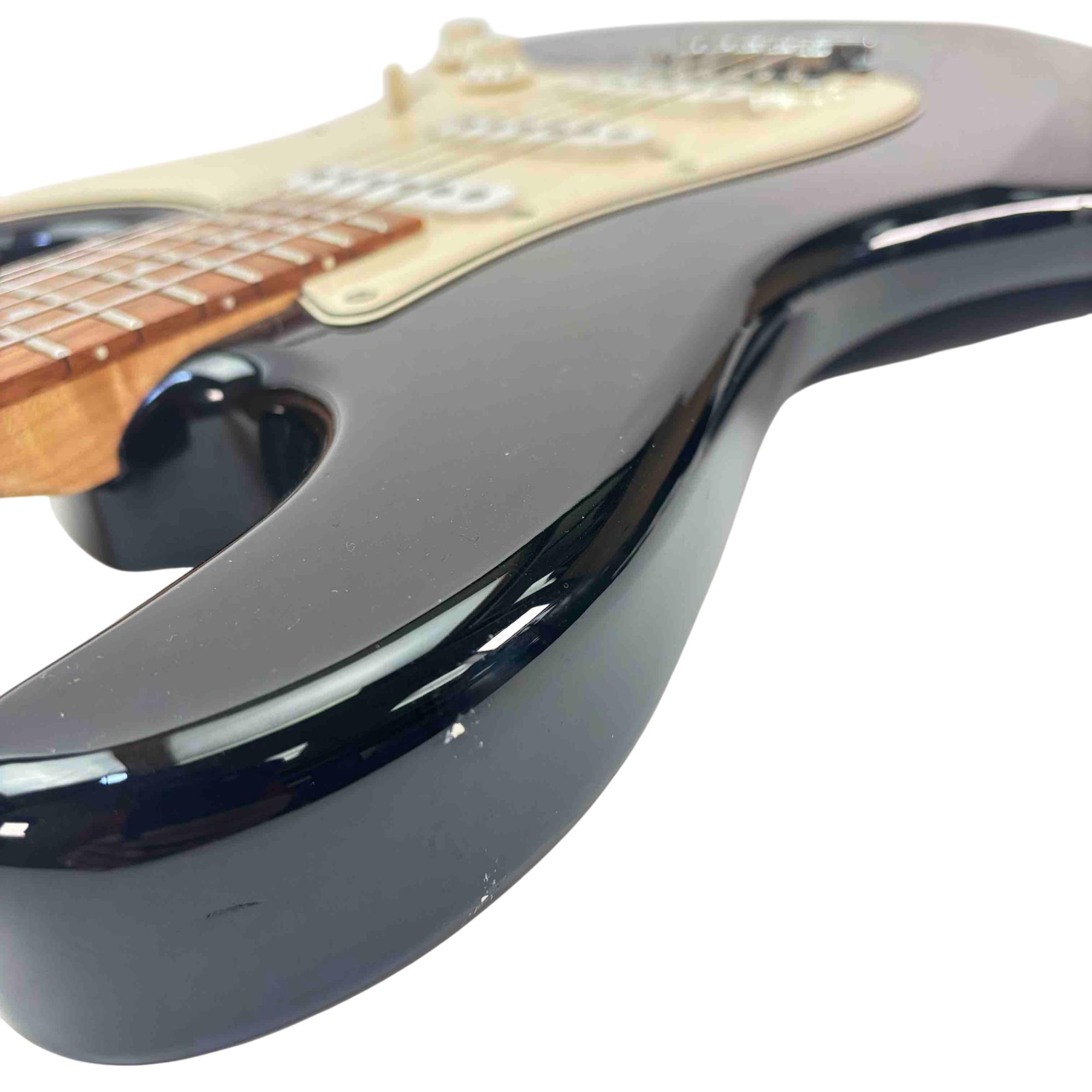 Fernandes FG05092290 Right-Handed Stratocaster Electric