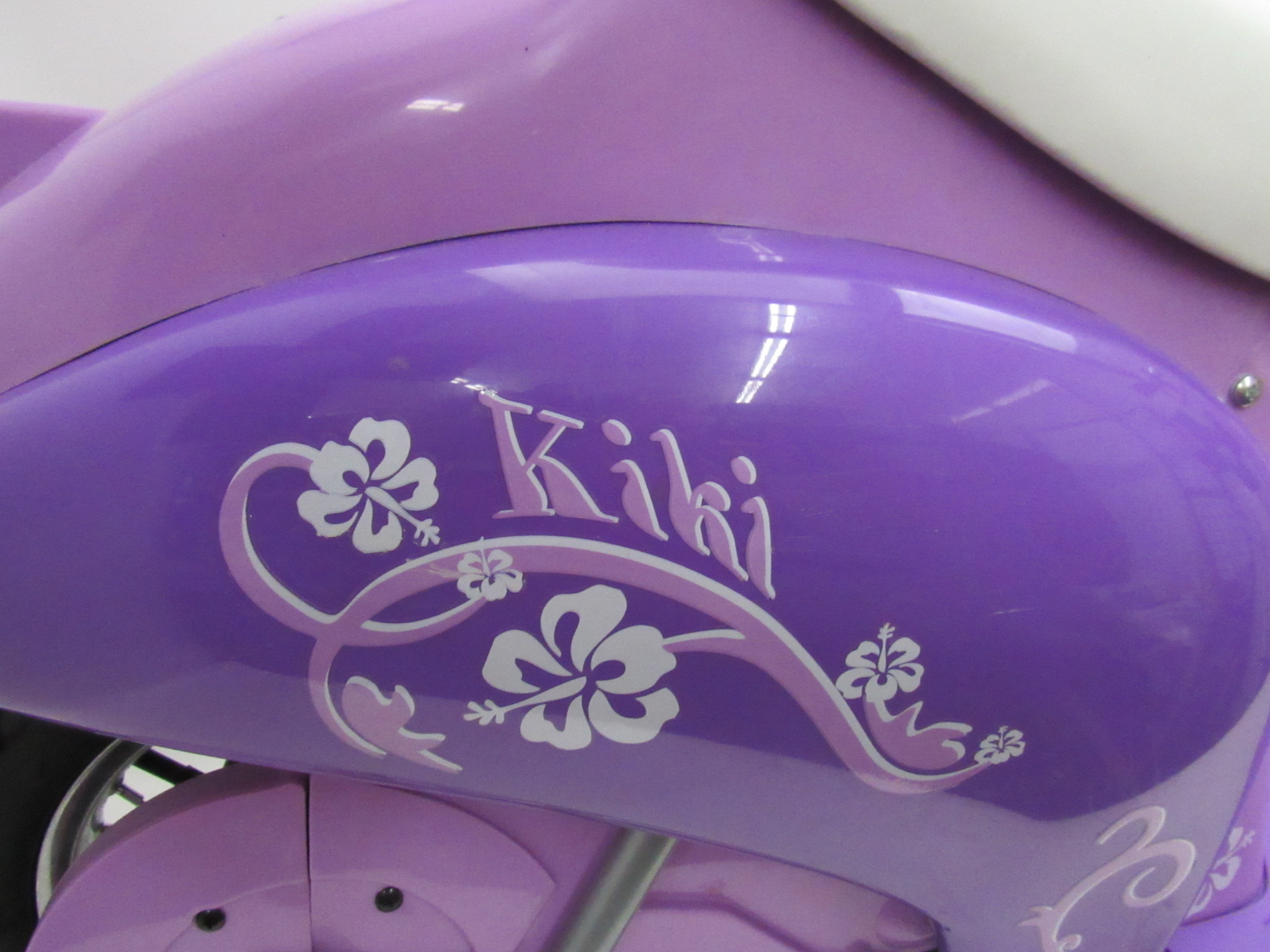 Razor PocketMod Kiki Vespa Style Electric Scooter Purple