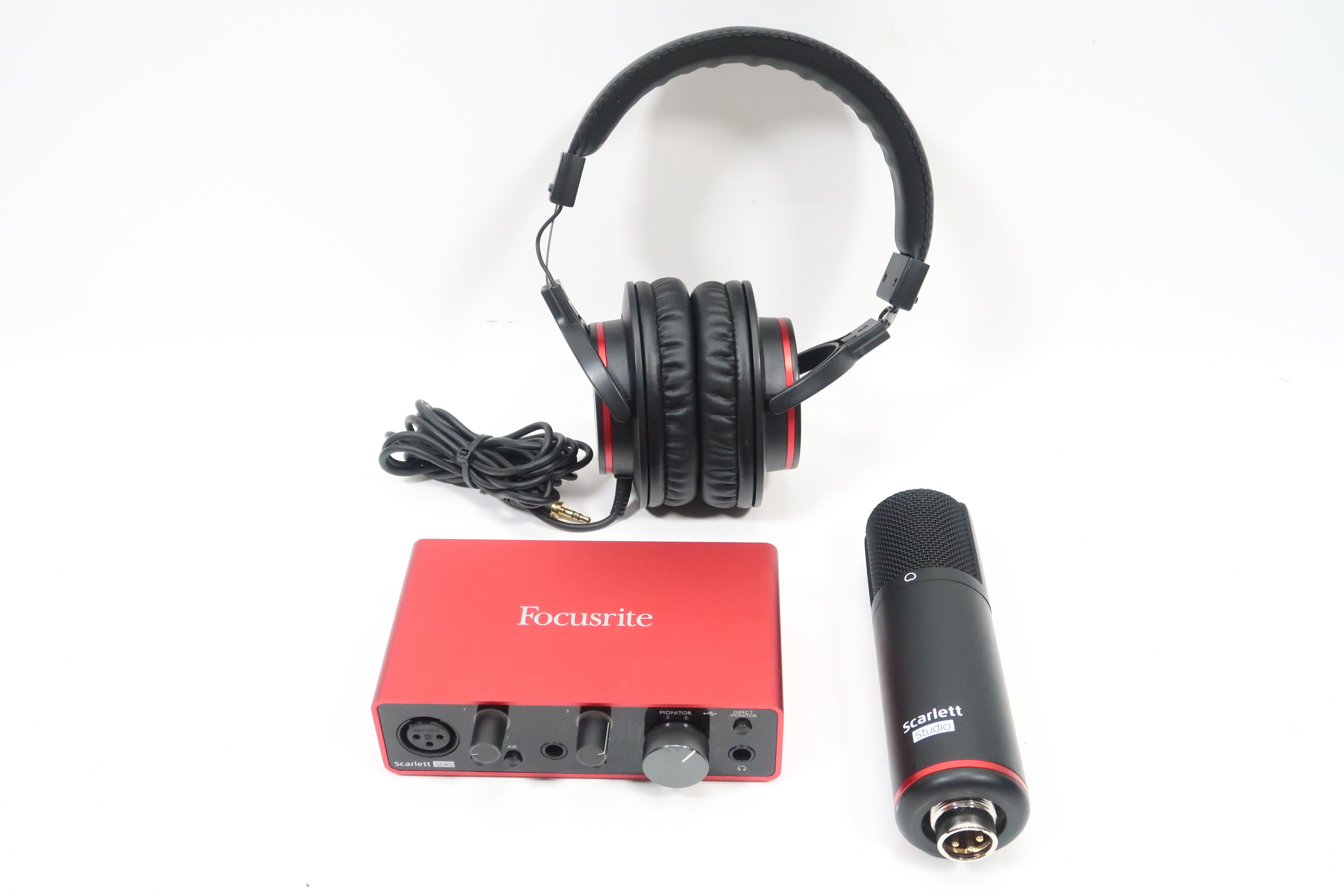 Focusrite Scarlett Solo USB Audio Interface - Microphone And Headphones ...