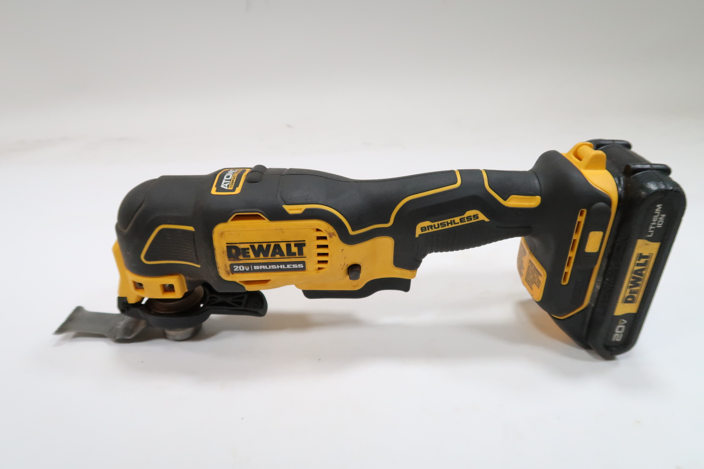 DeWalt DCS354 ATOMIC 20V MAX Cordless Brushless Oscillating Multi Tool 5797