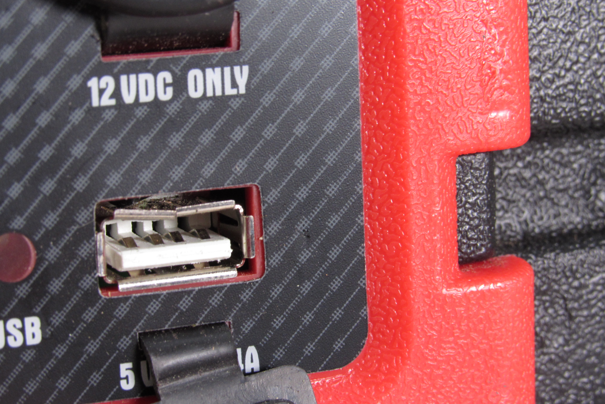 Viking 57085 12V LeadAcid Air Compressor 1700 Peak Jump Starter Pick