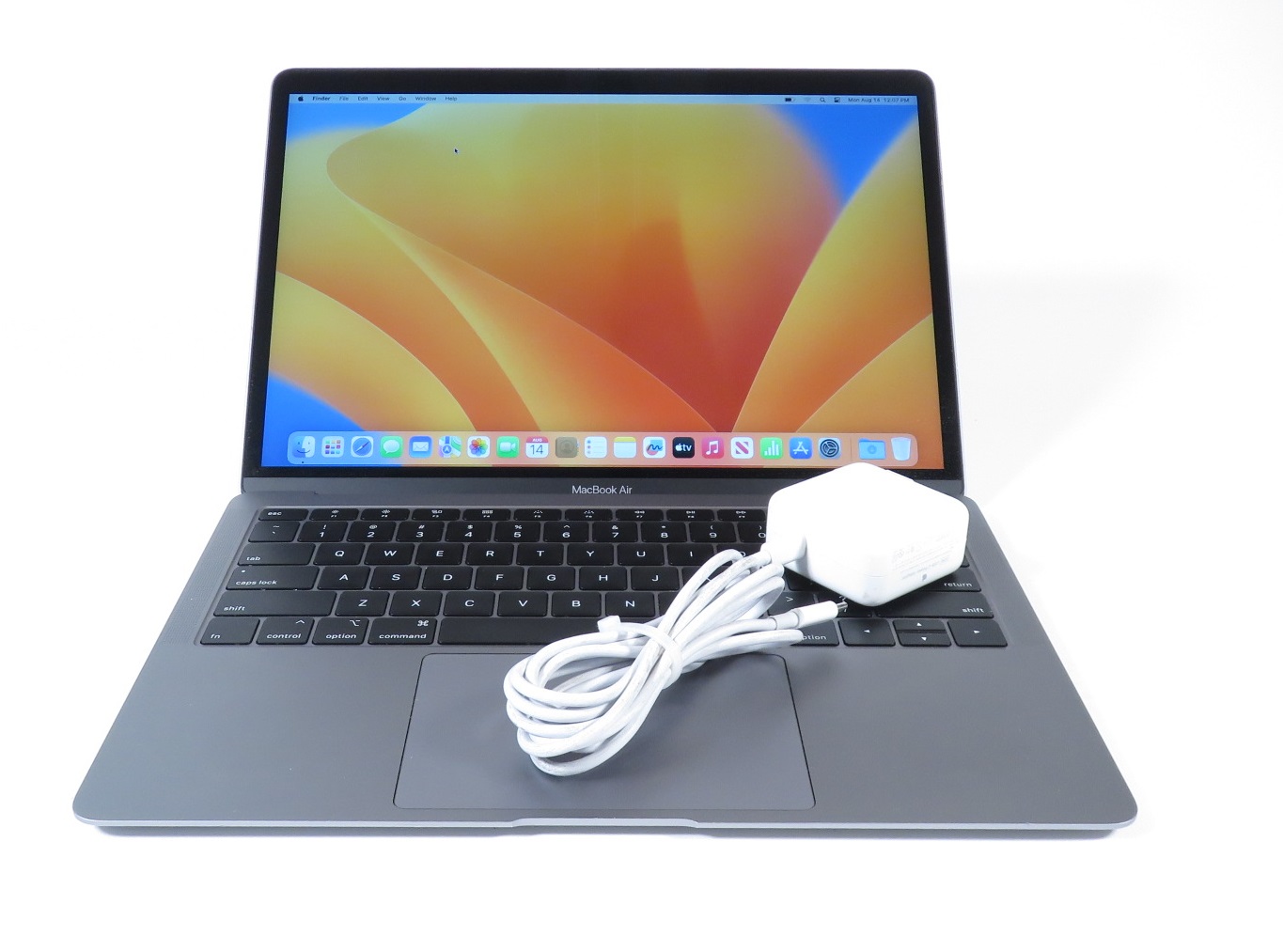 Apple MacBook Air 2018 MRE82LL/A Core i5-8210Y 1.6GHz 8GB RAM