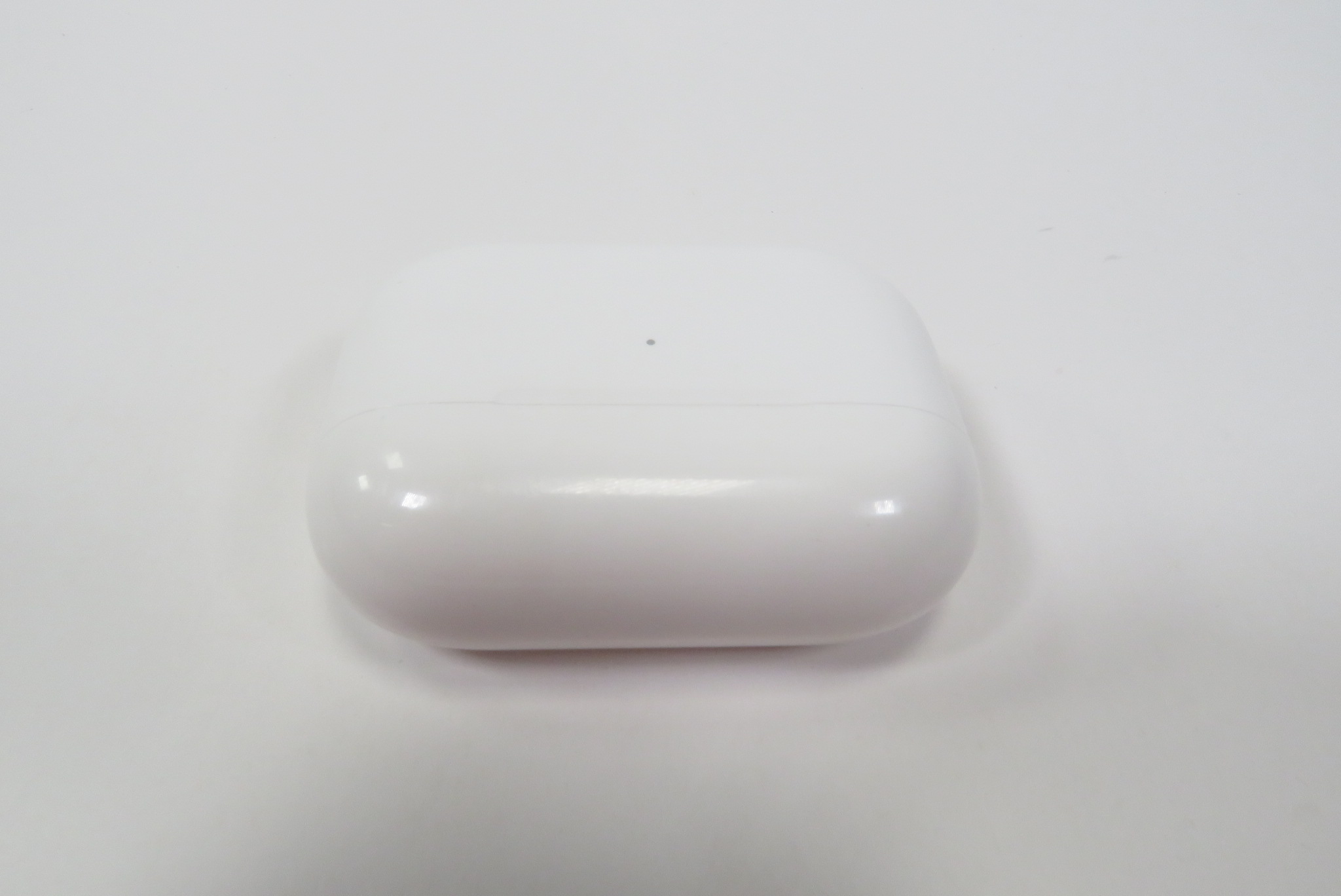 Apple AirPods Pro 2nd Gen MV7N2AM/A Active Noise Cancelling