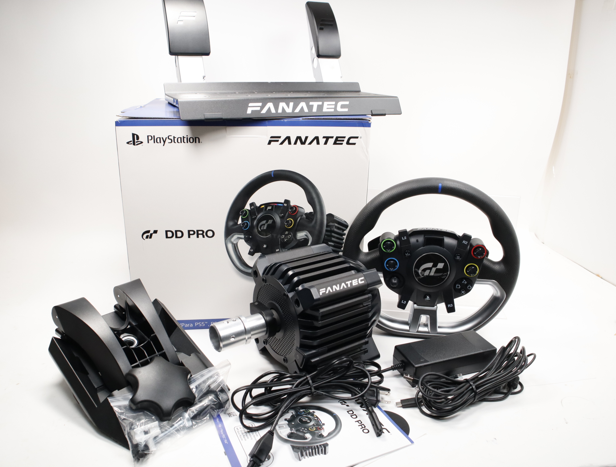 Fanatec Gran Turismo DD Pro Direct Drive Steering Wheel Video Game Kit 5Nm  PS4/5