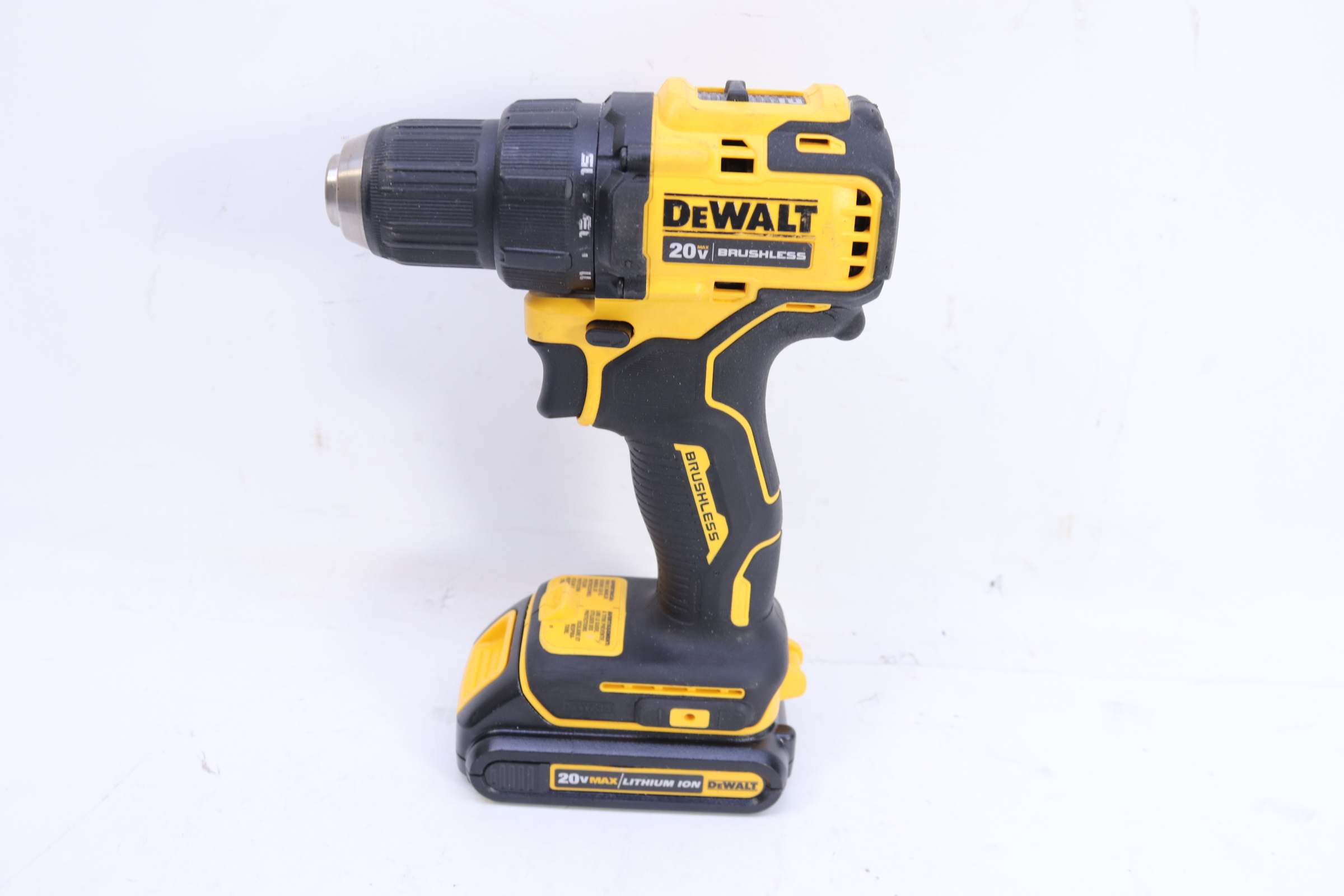 DeWalt DCD708 20V MAX Cordless Brushless Compact 1/2" Drill Driver