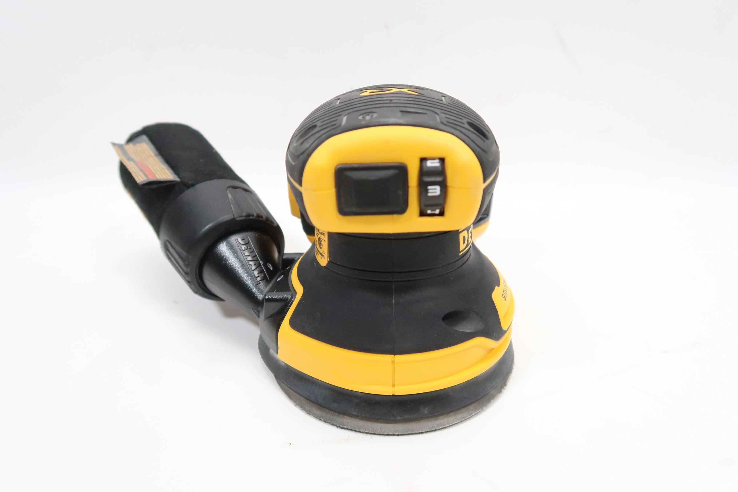 DeWalt DCW210 20Volt MAX XR Cordless Brushless 5 in. Random Orbital Sander
