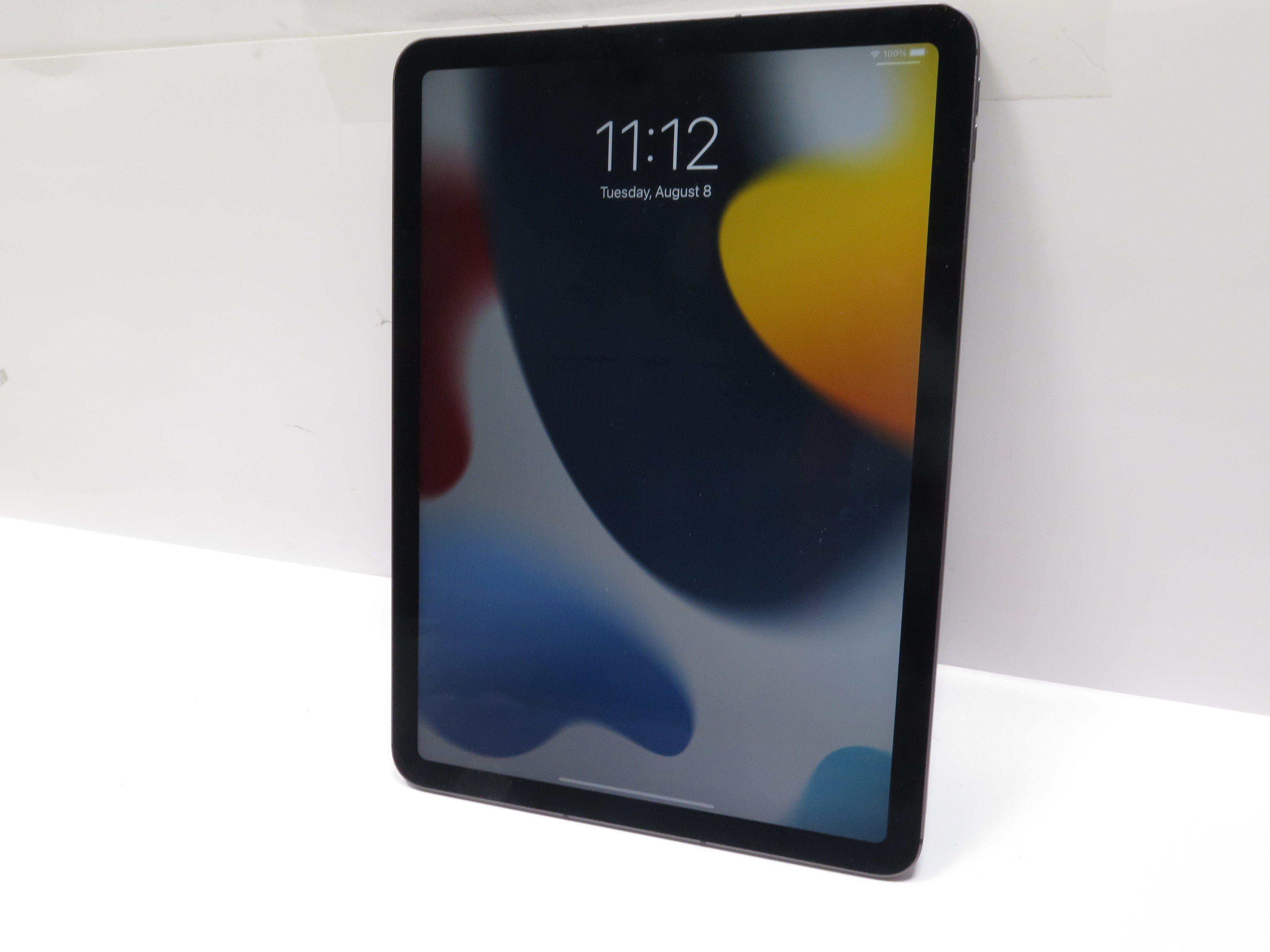 Apple MYH82LL/A iPad Air 4th Generation 64GB WiFi + Verizon 10.9