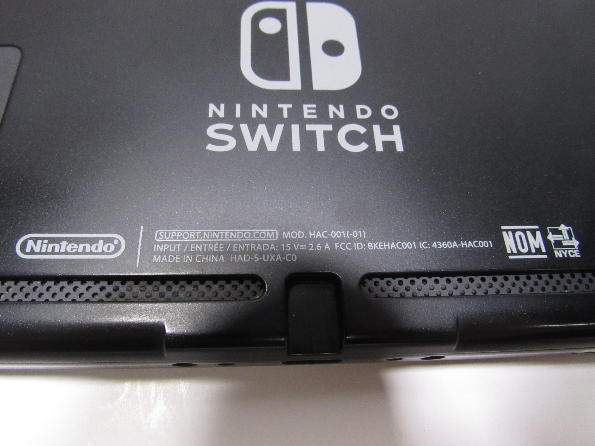 Nintendo Switch HAC-001 Handheld 6.2-inch Touchscreen Video Game