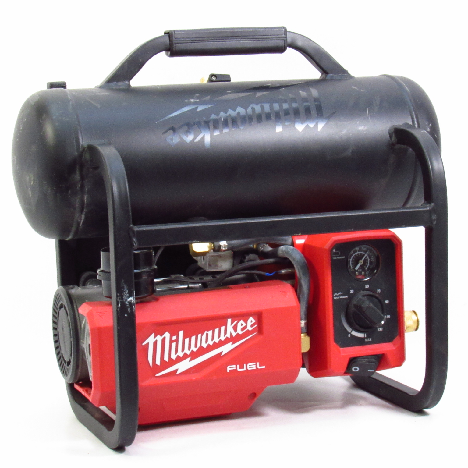 Milwaukee M18 FUEL 2840-20 Portable Air Compressor, Tool