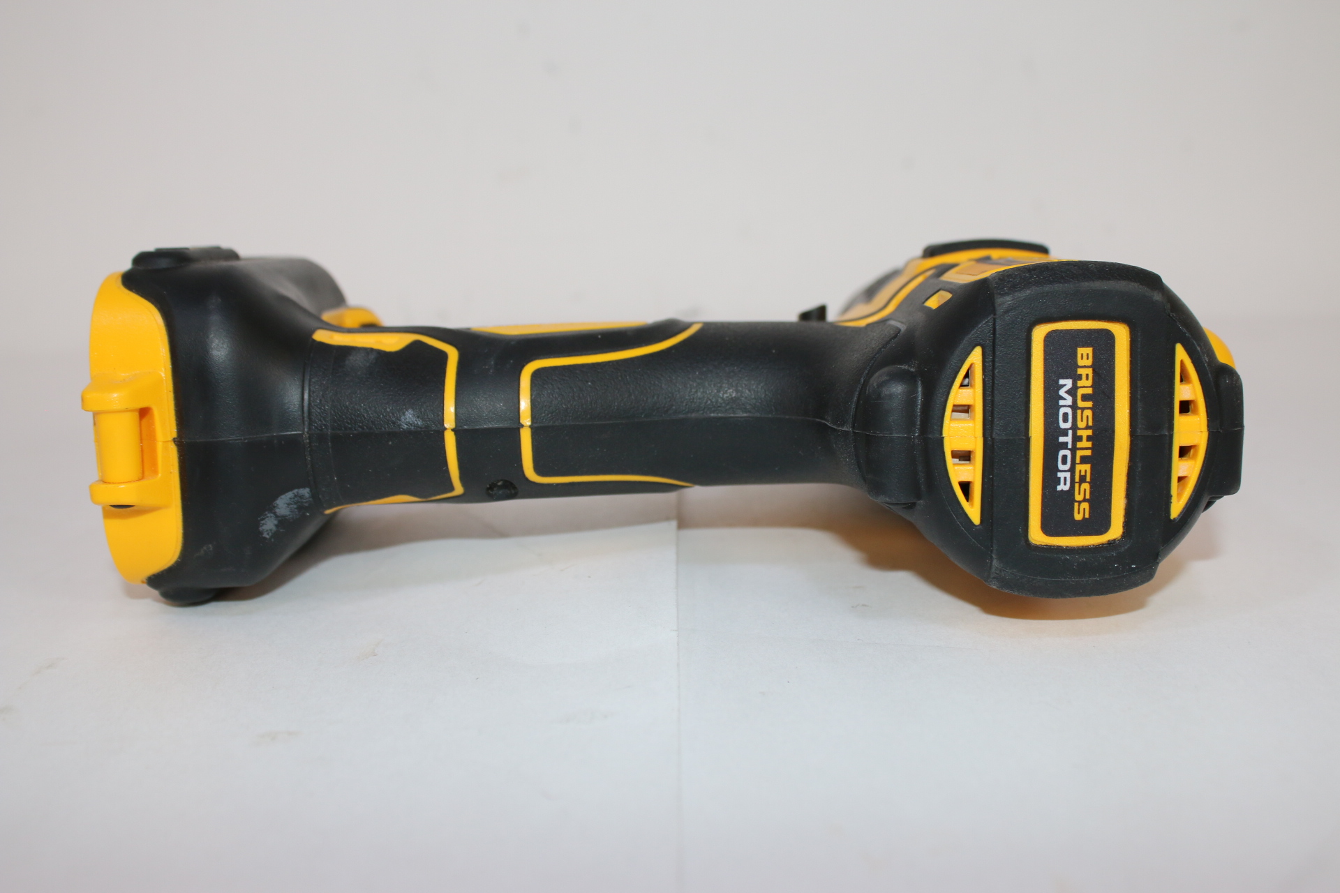 DeWalt DCD796 20V MAX XR Lithium-Ion Brushless Compact Hammer Drill K965