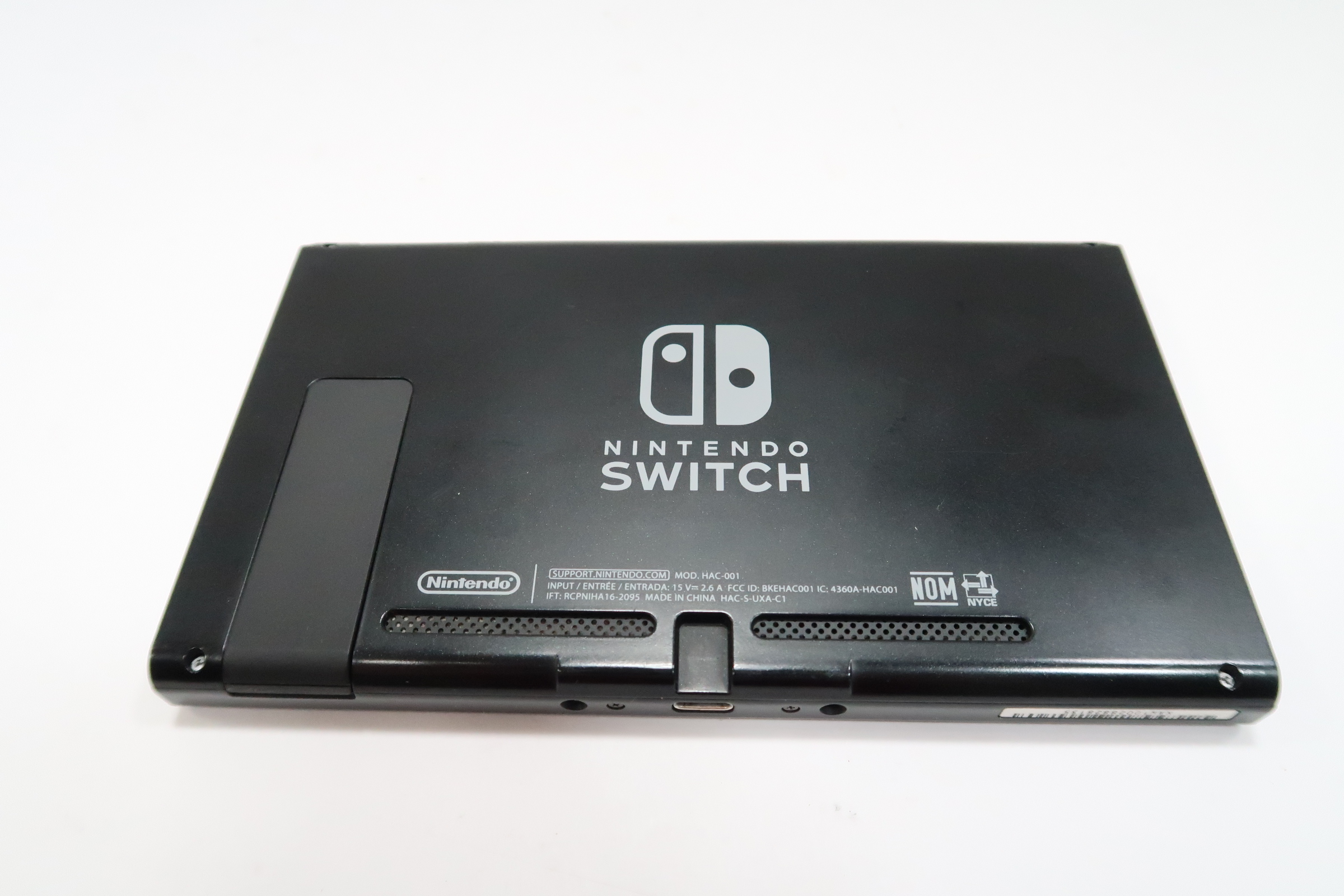 Nintendo HAC-001 Switch Handheld Touchscreen Video Game Console - 3156