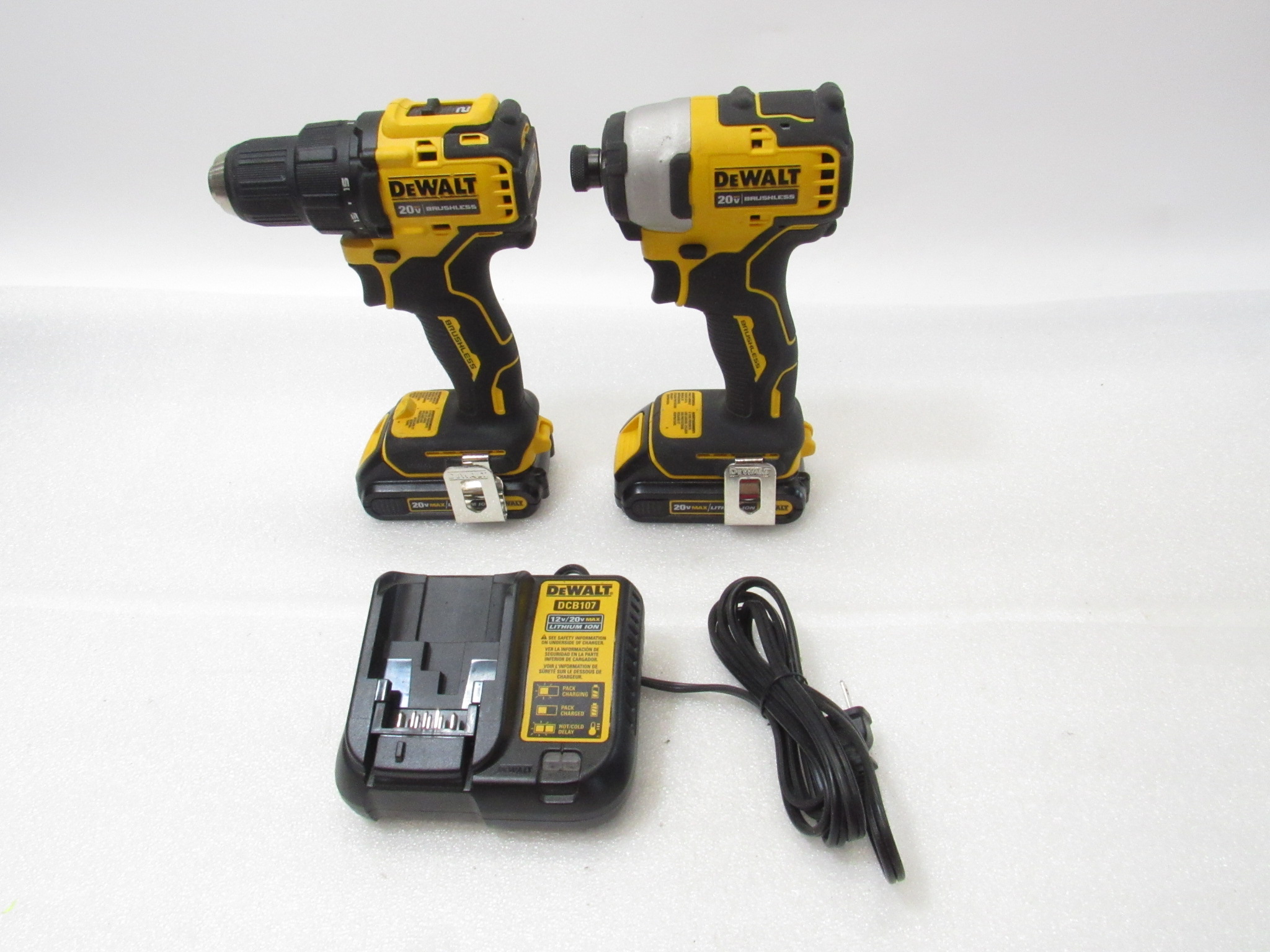 DeWalt DCD708 1/2" 20V Impact Driver DCF809 1/4" 20V Driver