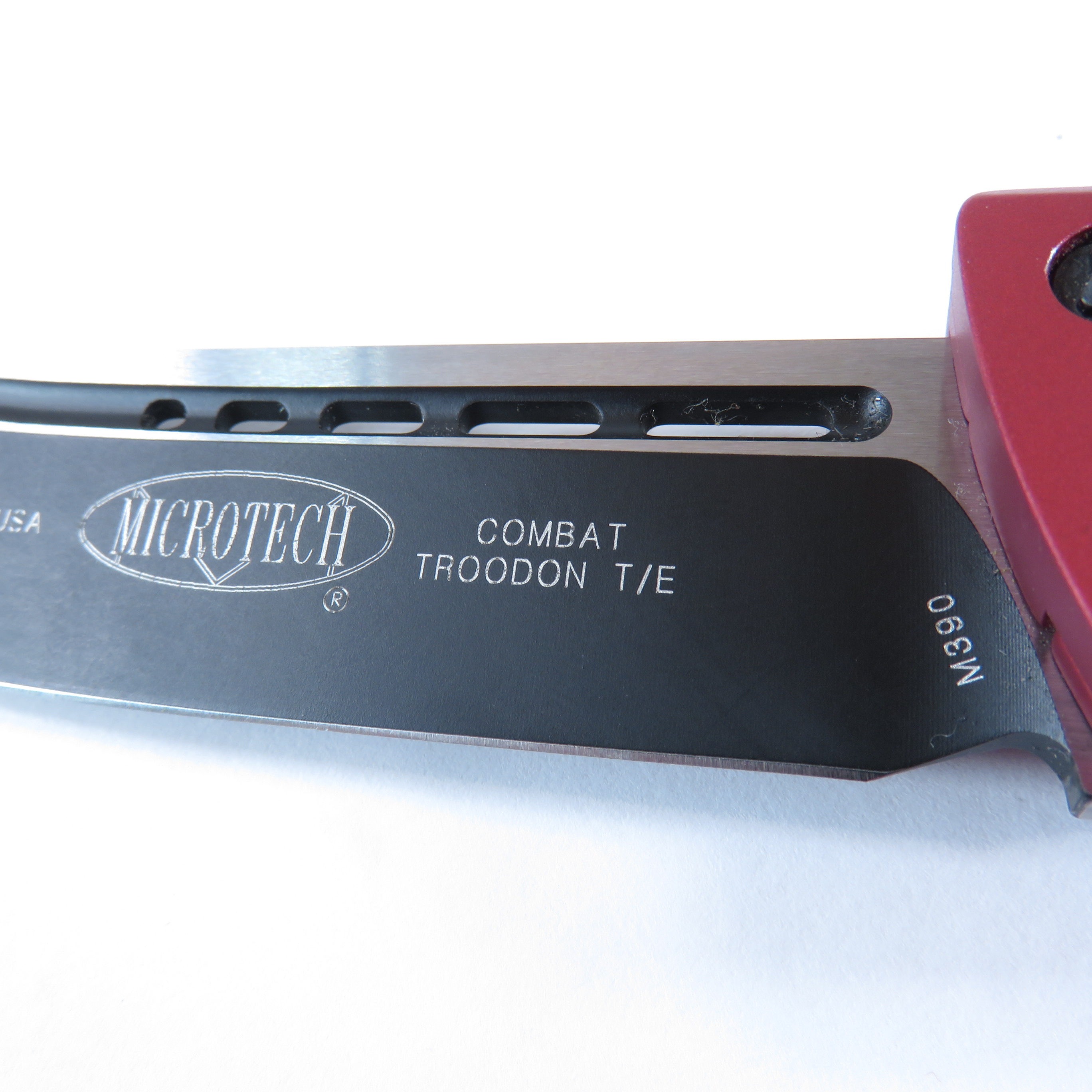 Microtech Combat Troodon 28052 3.81? Blade 5.43 oz. Automatic OTF Knife