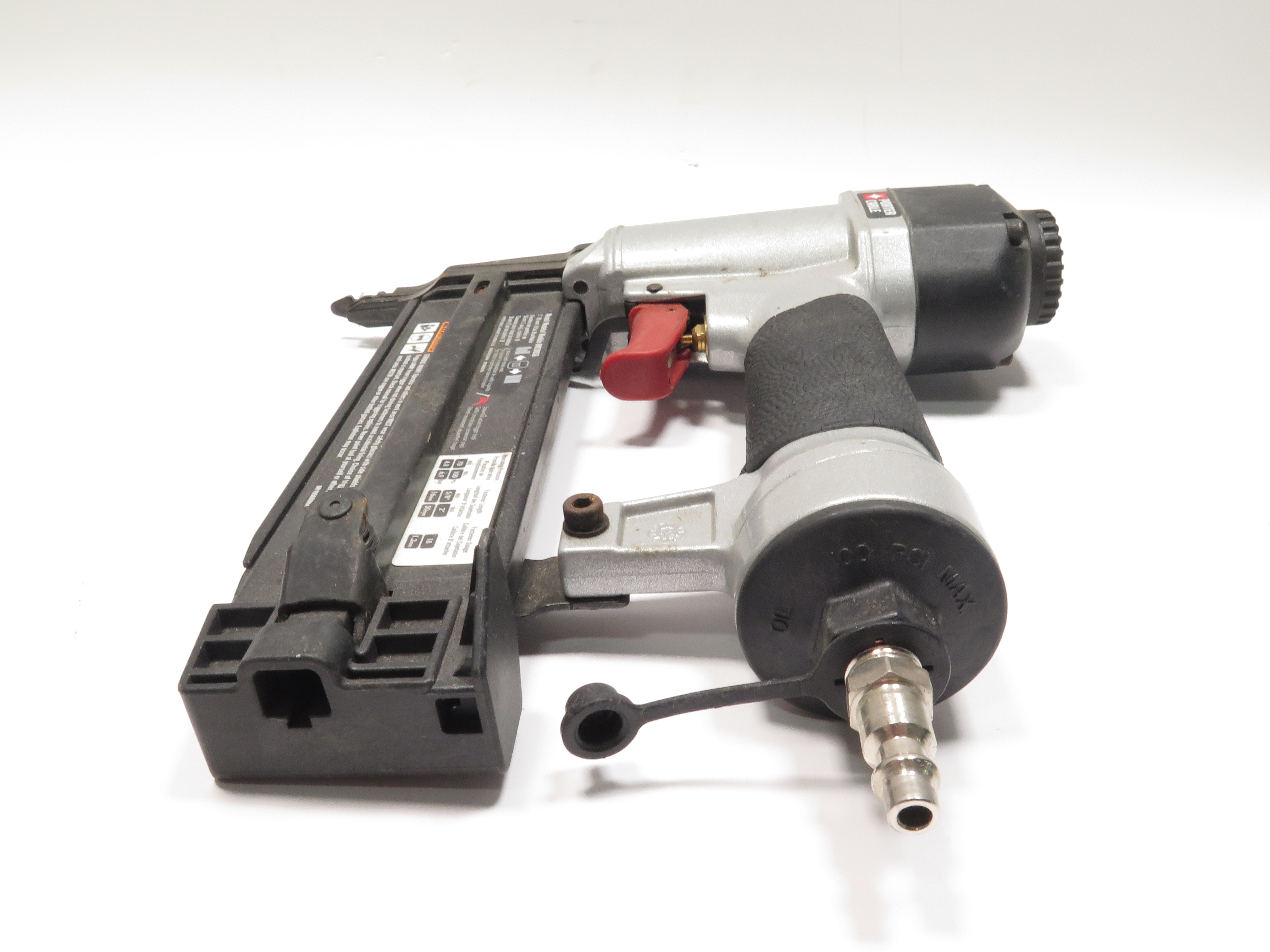 Porter Cable BN200SB 18Gauge Pneumatic Brad Nailer 0612