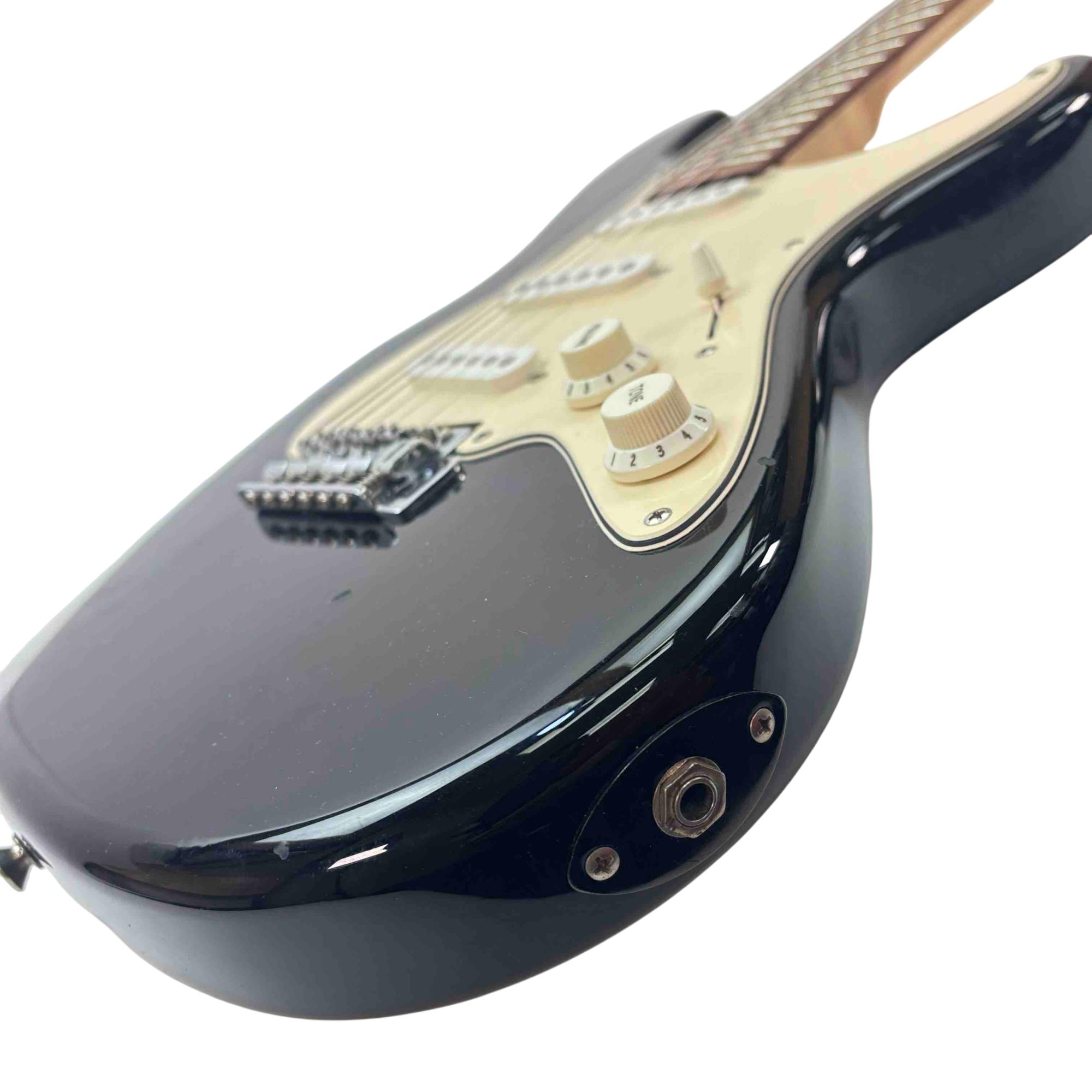 Fernandes FG05092290 Right-Handed Stratocaster Electric Guitar - Black