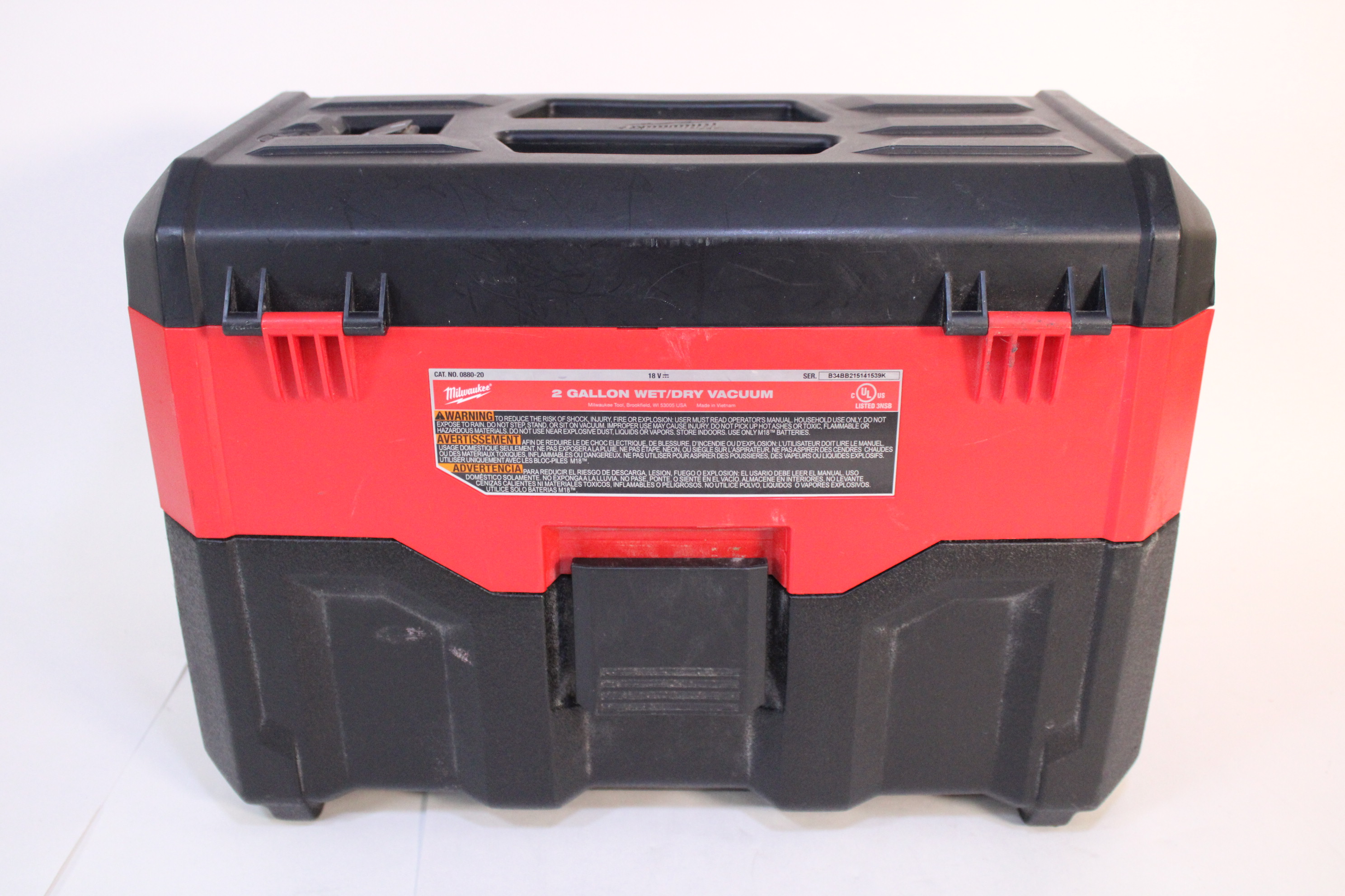Milwaukee 088020 18V 2 Gal. LithiumIon Cordless Wet/Dry Vacuum Vacuum