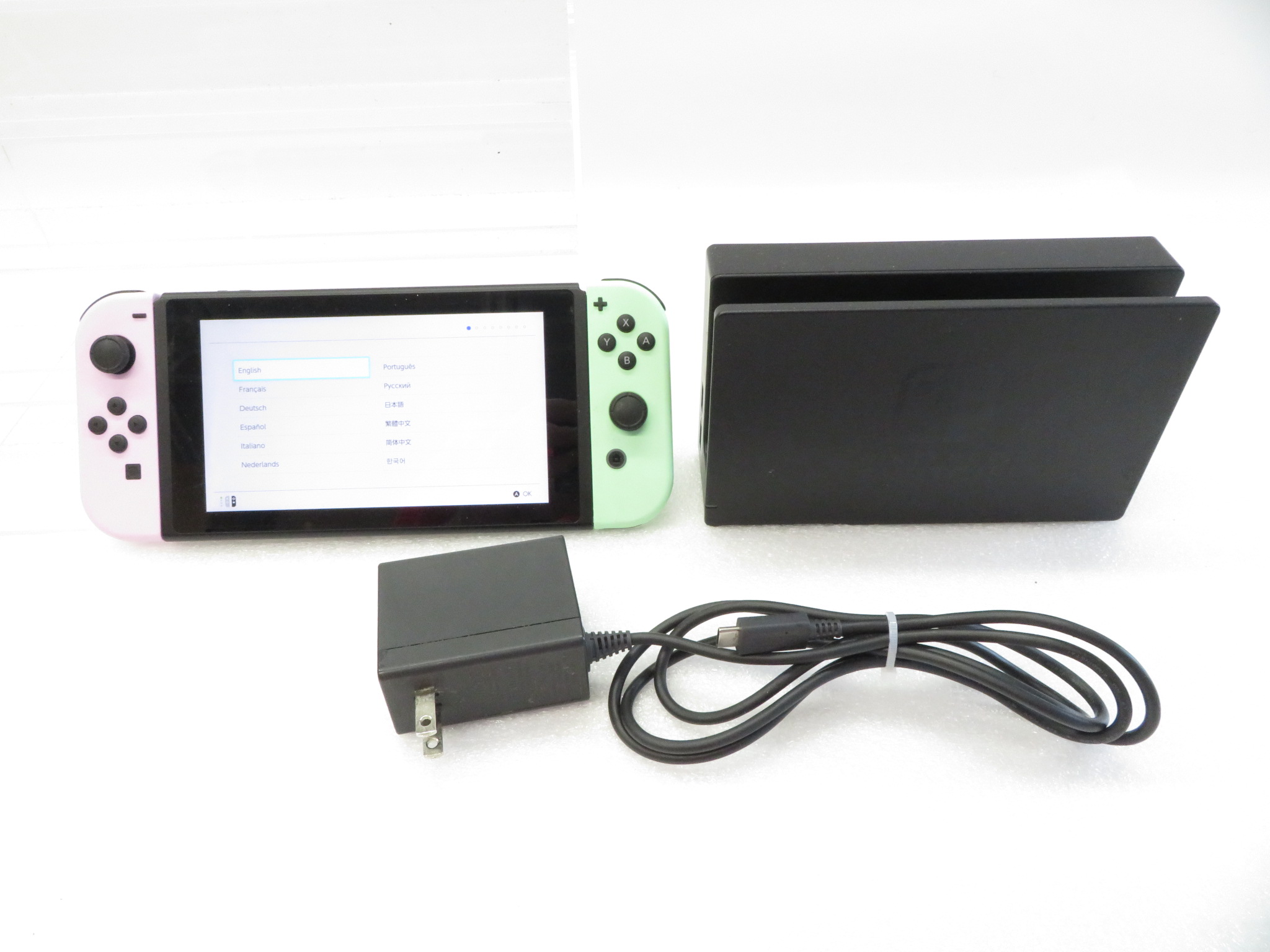ニンテンドーSwitch Nintendo Switch HAC-001 Handheld 6.2-inch Touchscreen Video