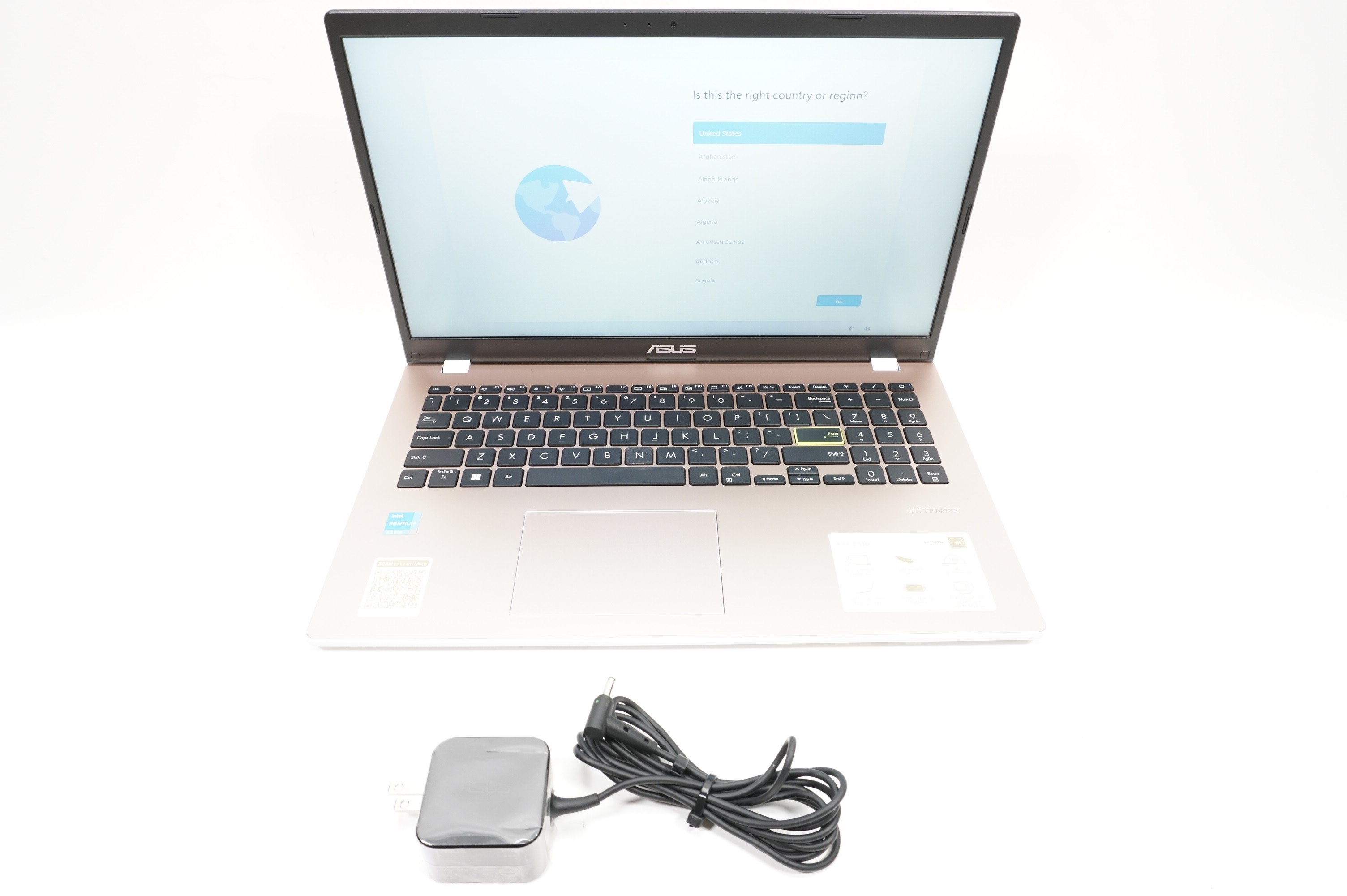 ASUS E510 L510KA-WH21-P Pentium Silver N6000@1.10GHz 4GB RAM 128GB 