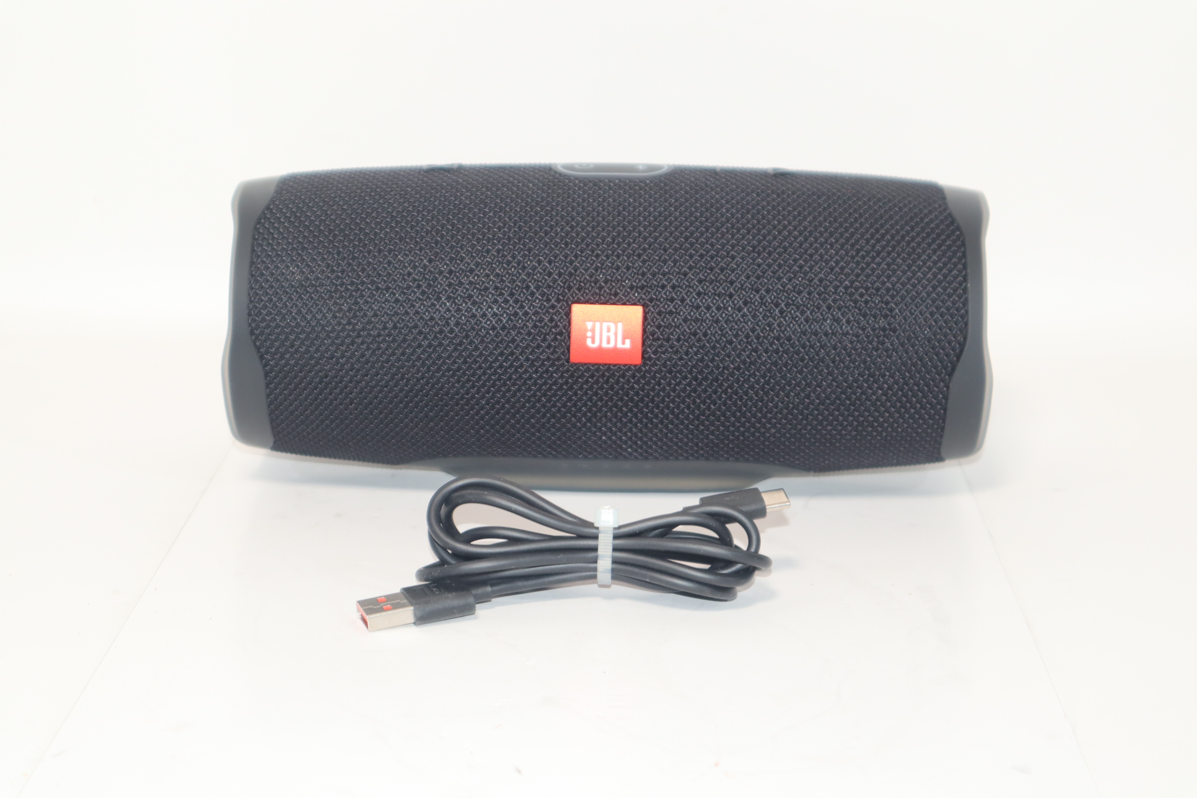 JBL Charge JBLCHARGE4BLKAM Black 30-Watts Portable Bluetooth