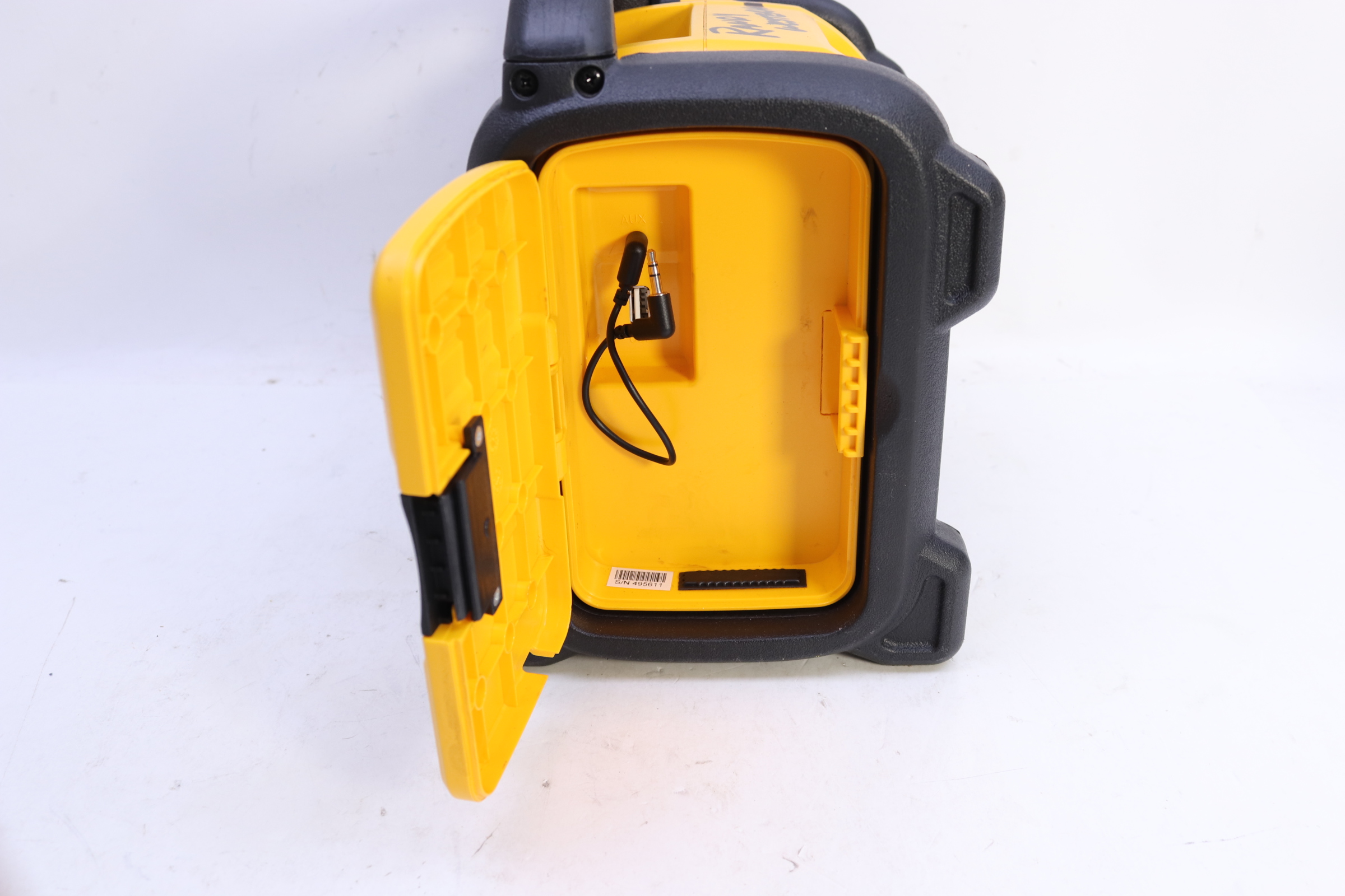 DeWalt DCR018 20V MAX Lithium Ion Compact Corded/Cordless Worksite Radio