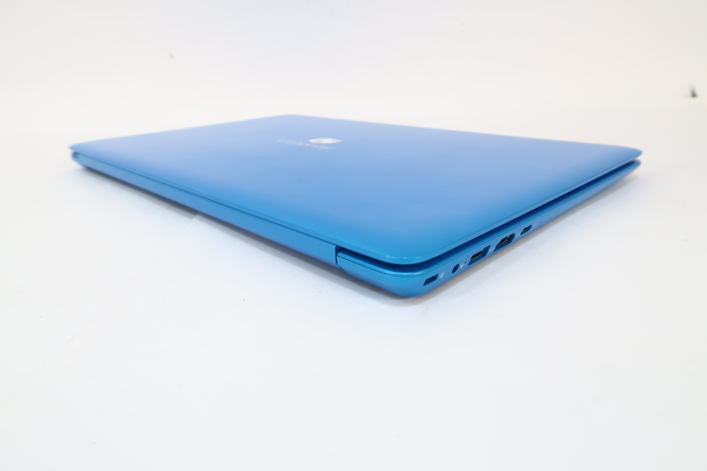 Gateway Notebook GWNC31514-BL Core i3-1115G4 3GHz 4GB RAM 128GB SSD 15.6